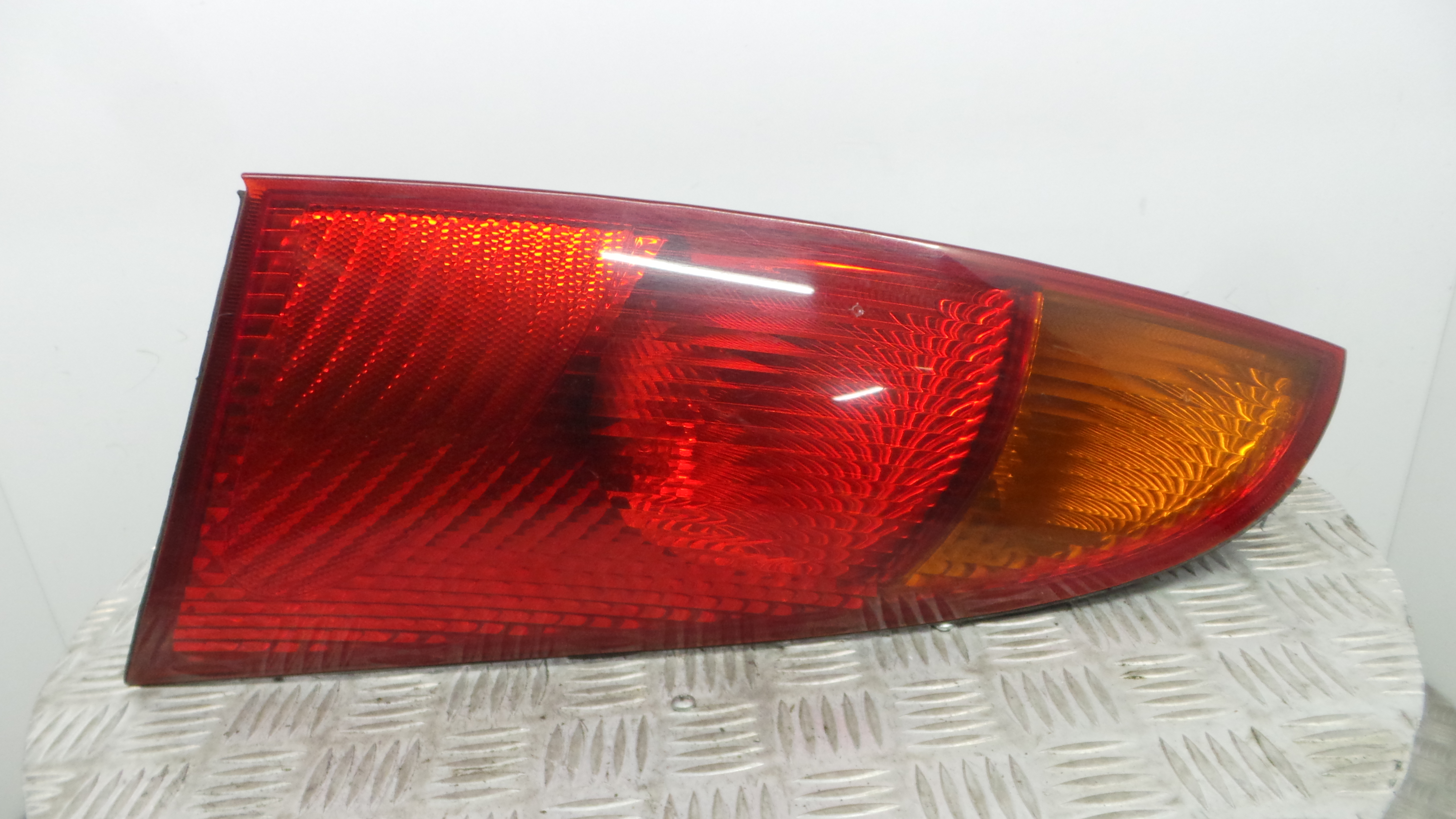 Farolim Stop Esq 1M51-13405-CW - FORD FOCUS I (DAW, DBW)-33636424