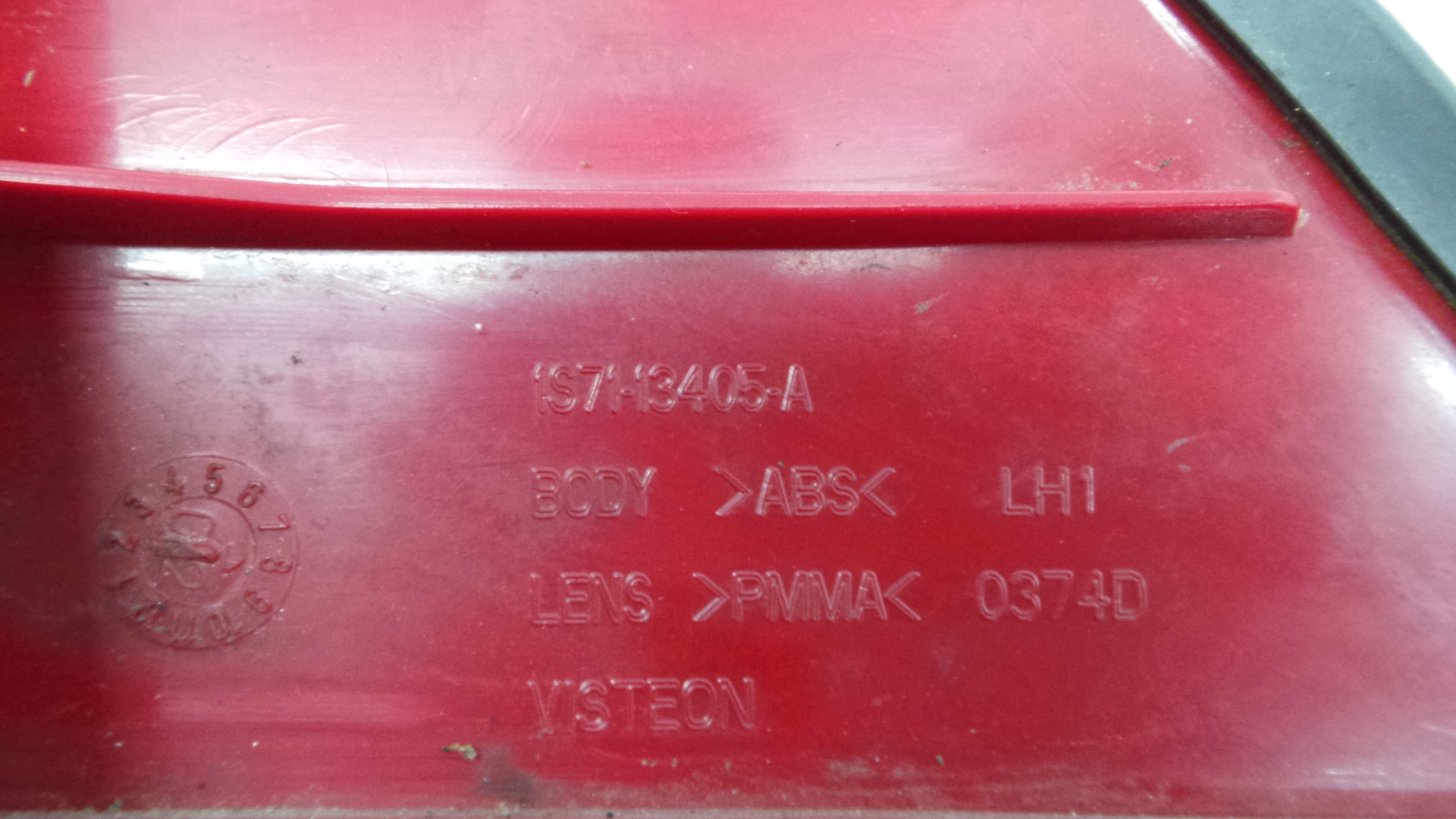 Farolim Stop Esq 1S71-13405-A - FORD MONDEO III (B5Y)-33636685