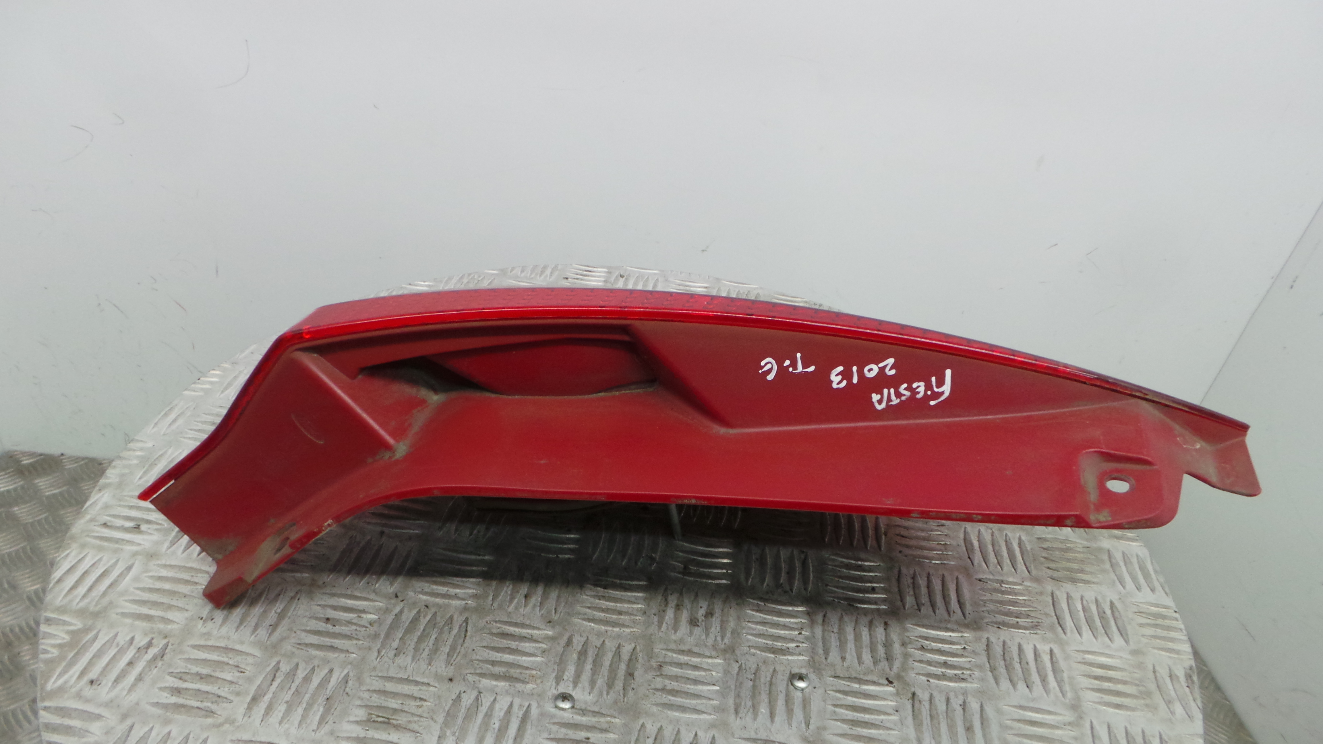 Farolim Stop Esq 8A61-13405-A - FORD FIESTA VI (CB1, CCN)-33636777 Farolim Stop Esq 8A61-13405-A - FORD FIESTA VI (CB1, CCN)-33636777
