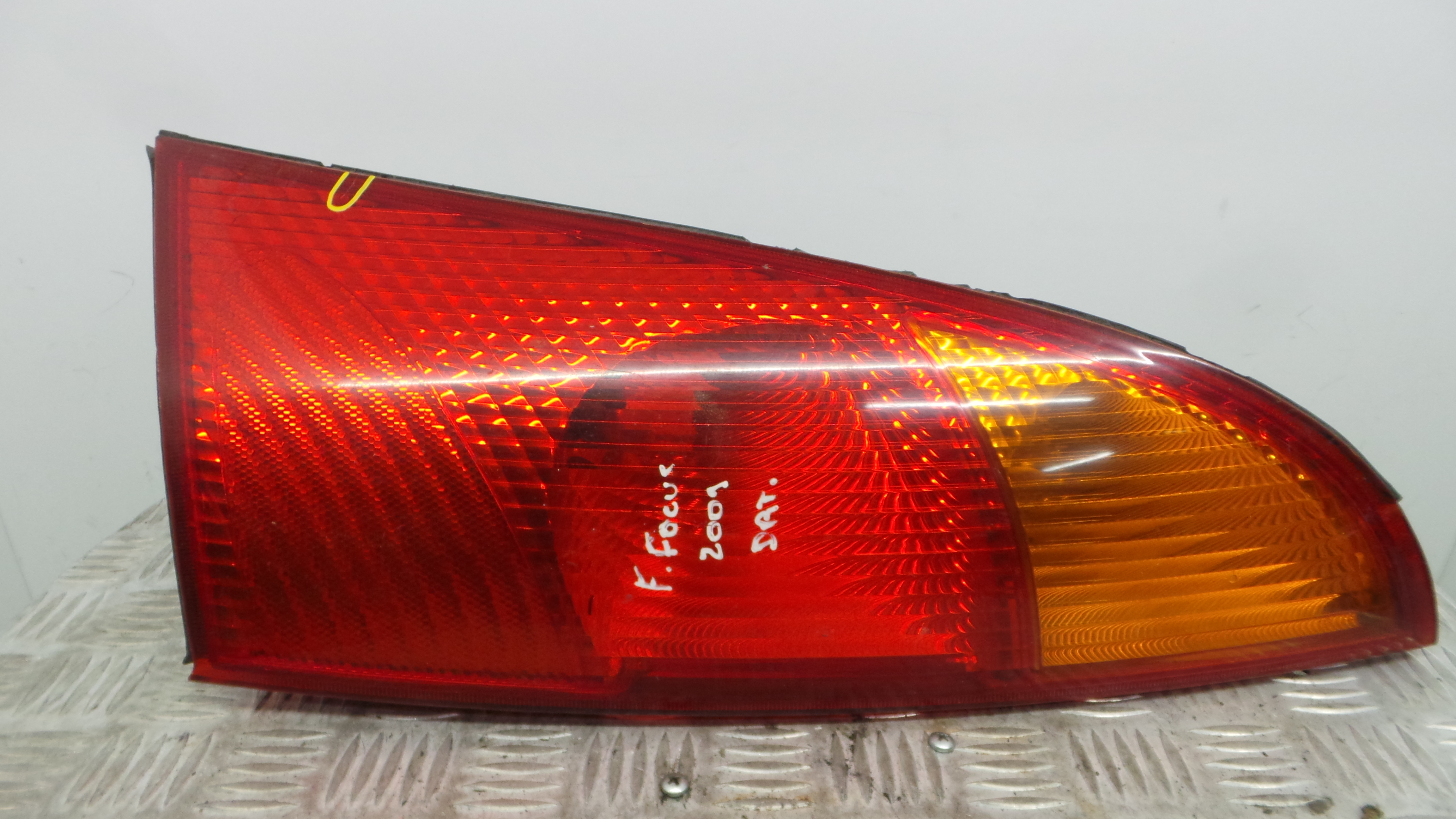 Farolim Stop Dto XS4X-13404-AC - FORD FOCUS I (DAW, DBW)-33636785