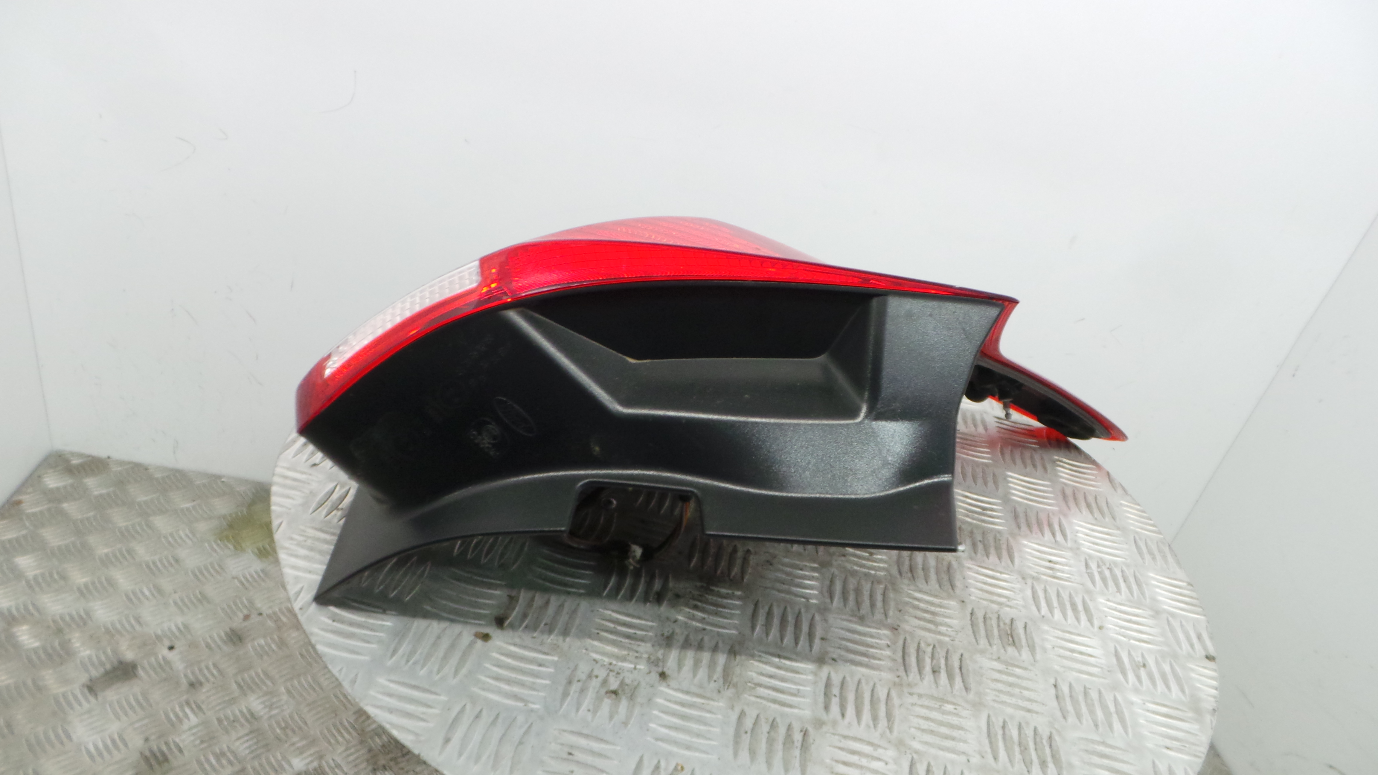 Farolim Stop Esq BM51-13405-BL - FORD FOCUS III-33636795