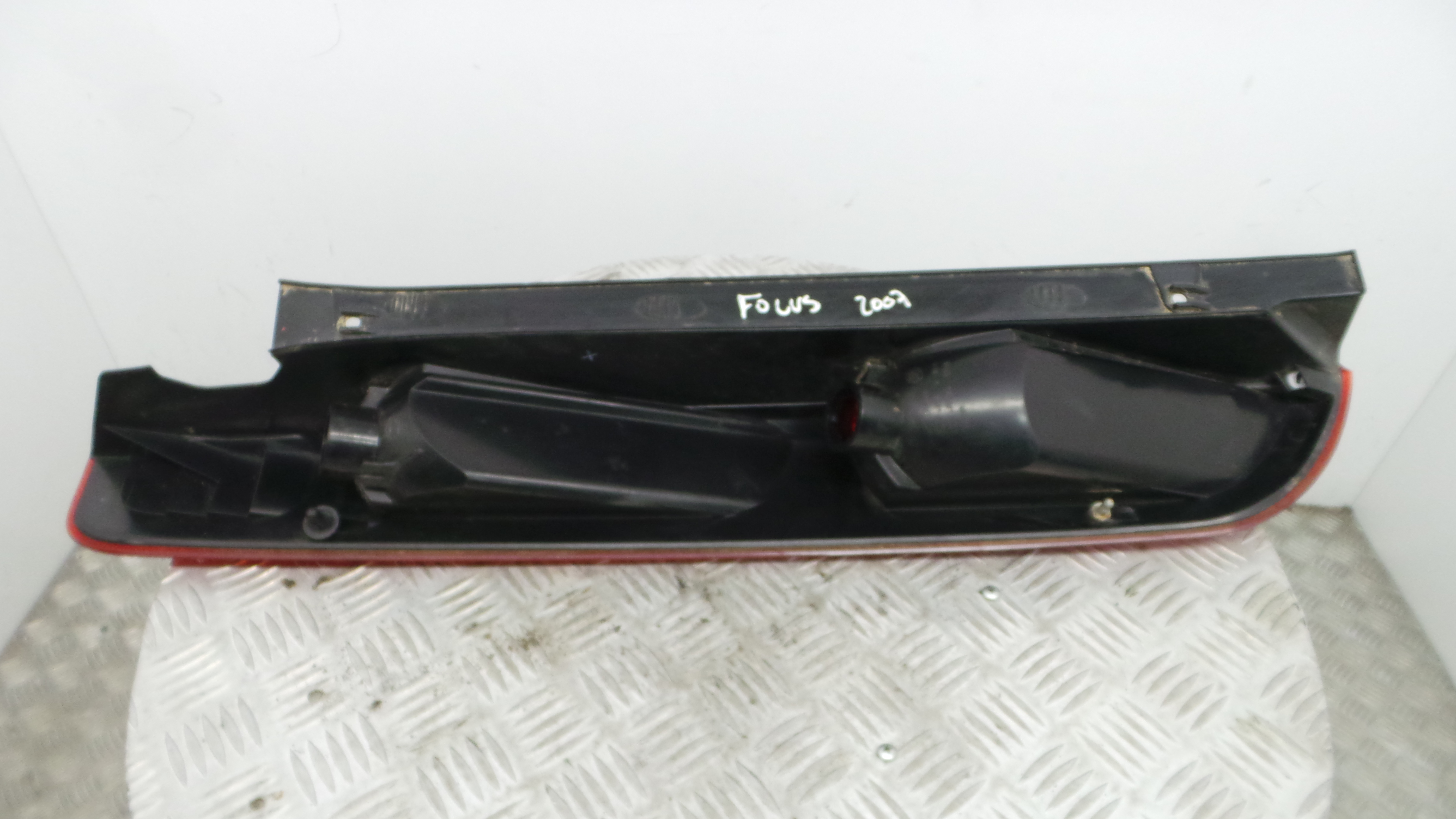 Farolim Stop Dto 4M51-13404-A - FORD FOCUS II (DA_, HCP, DP)-33636802