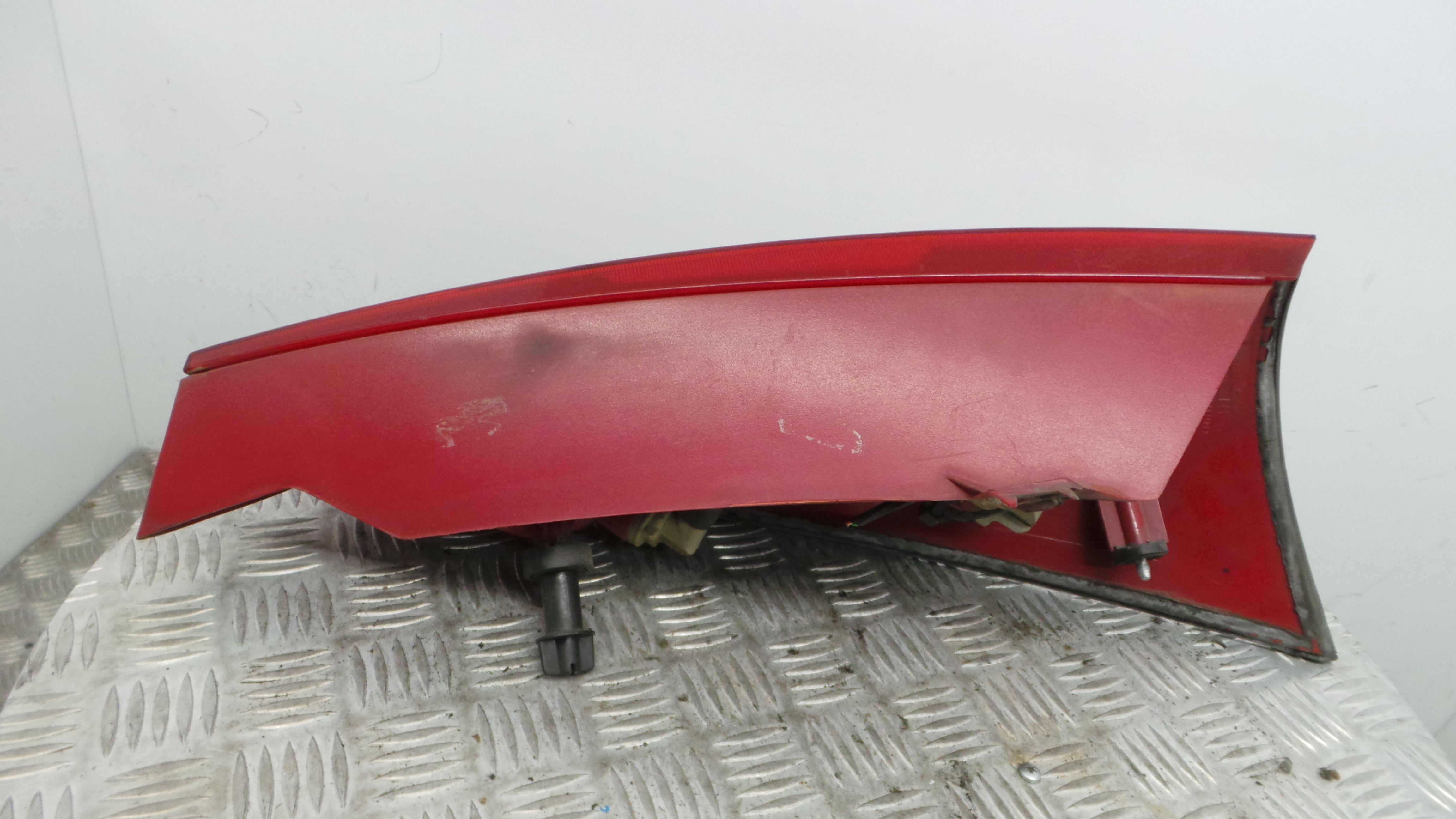 Farolim Stop Esq XS4X-13405-AC - FORD FOCUS II (DA_, HCP, DP)-33636806