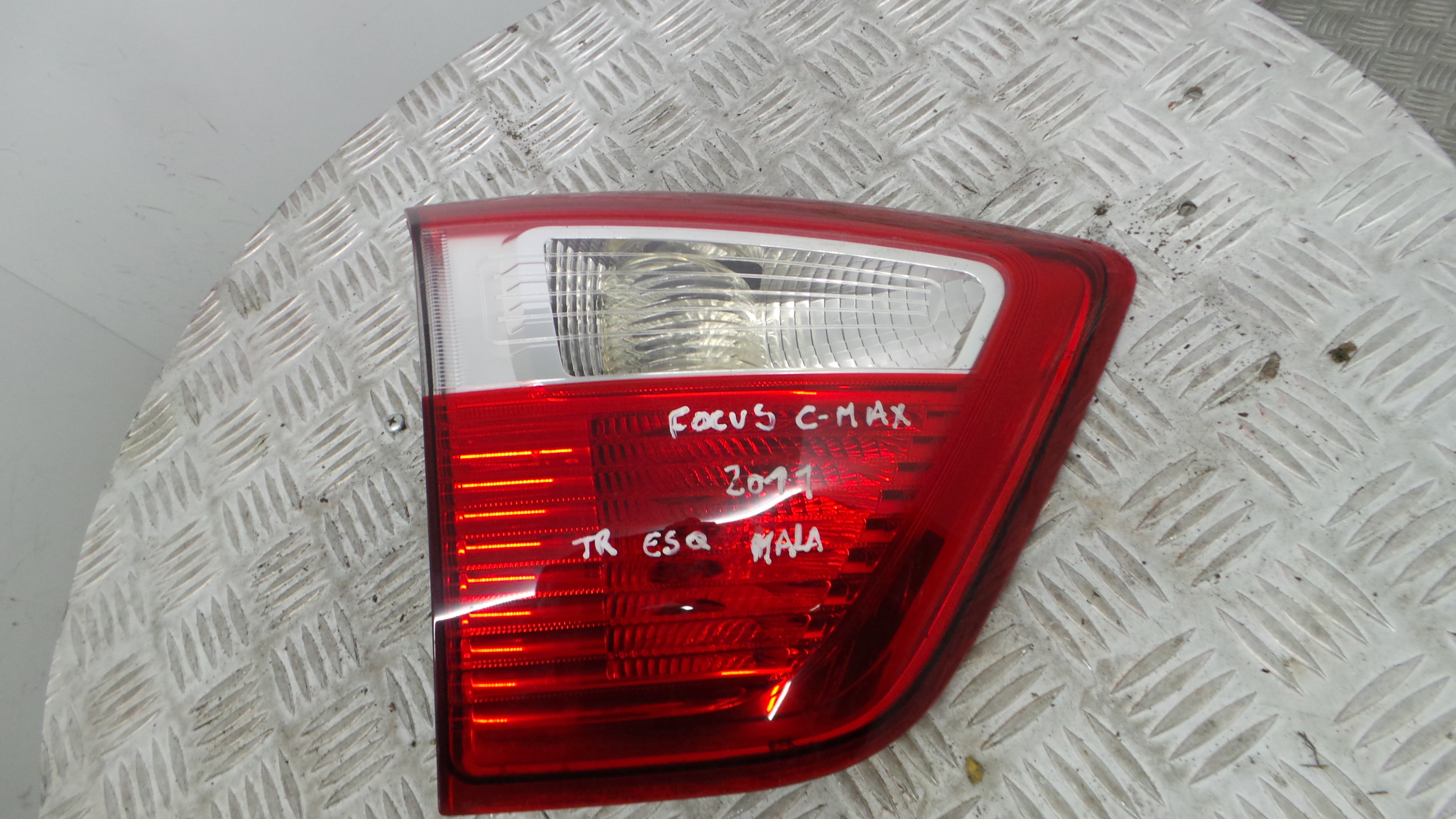 Farolim Mala trás Esq  AM51-13A603-BC - FORD C-MAX II (DXA/CB7, DXA/CEU)-33636847