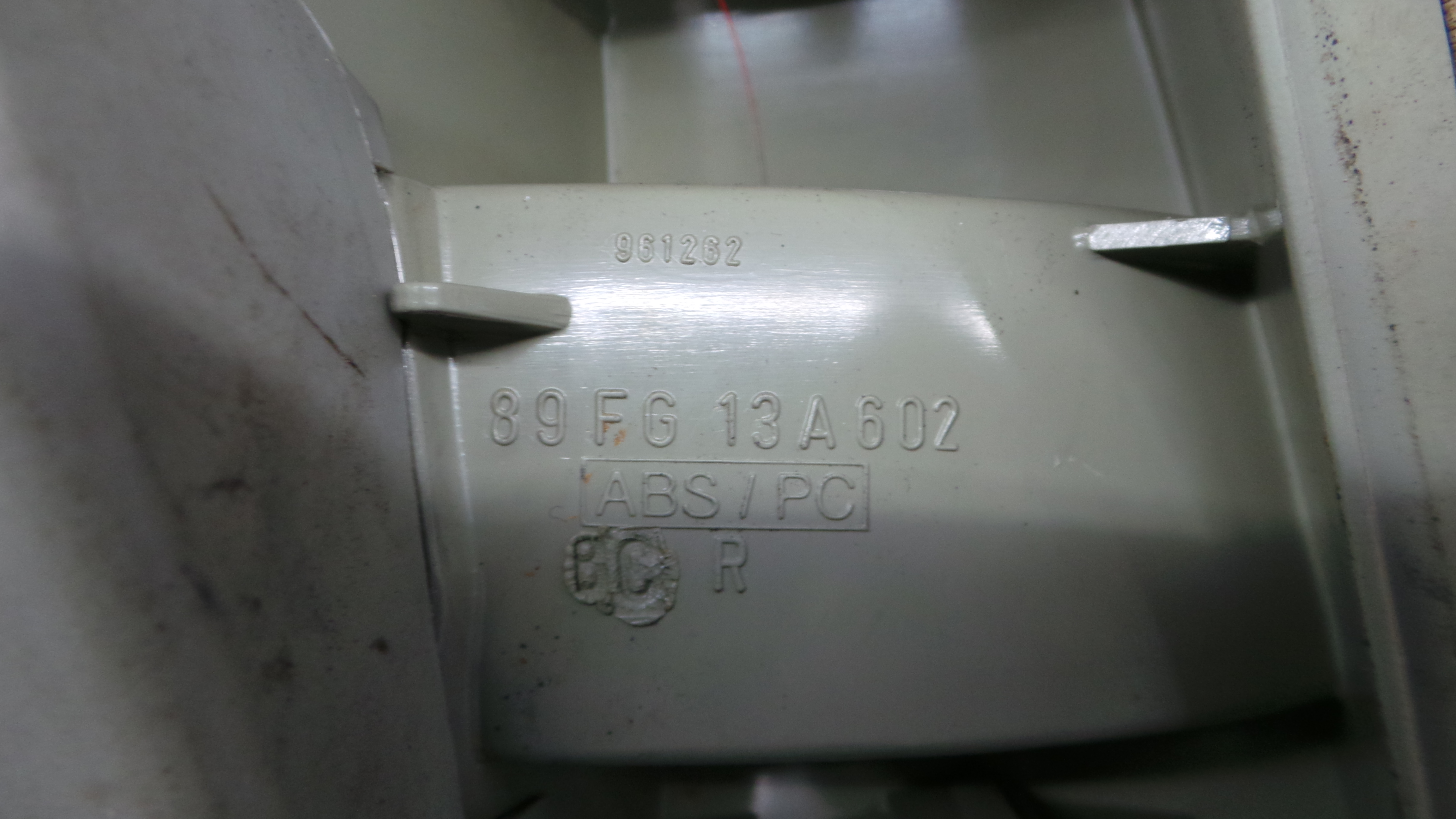 Farolim Stop Dto 89FG-13A602-BC - FORD FIESTA III (GFJ), FIESTA Mk III (GFJ)-33636861