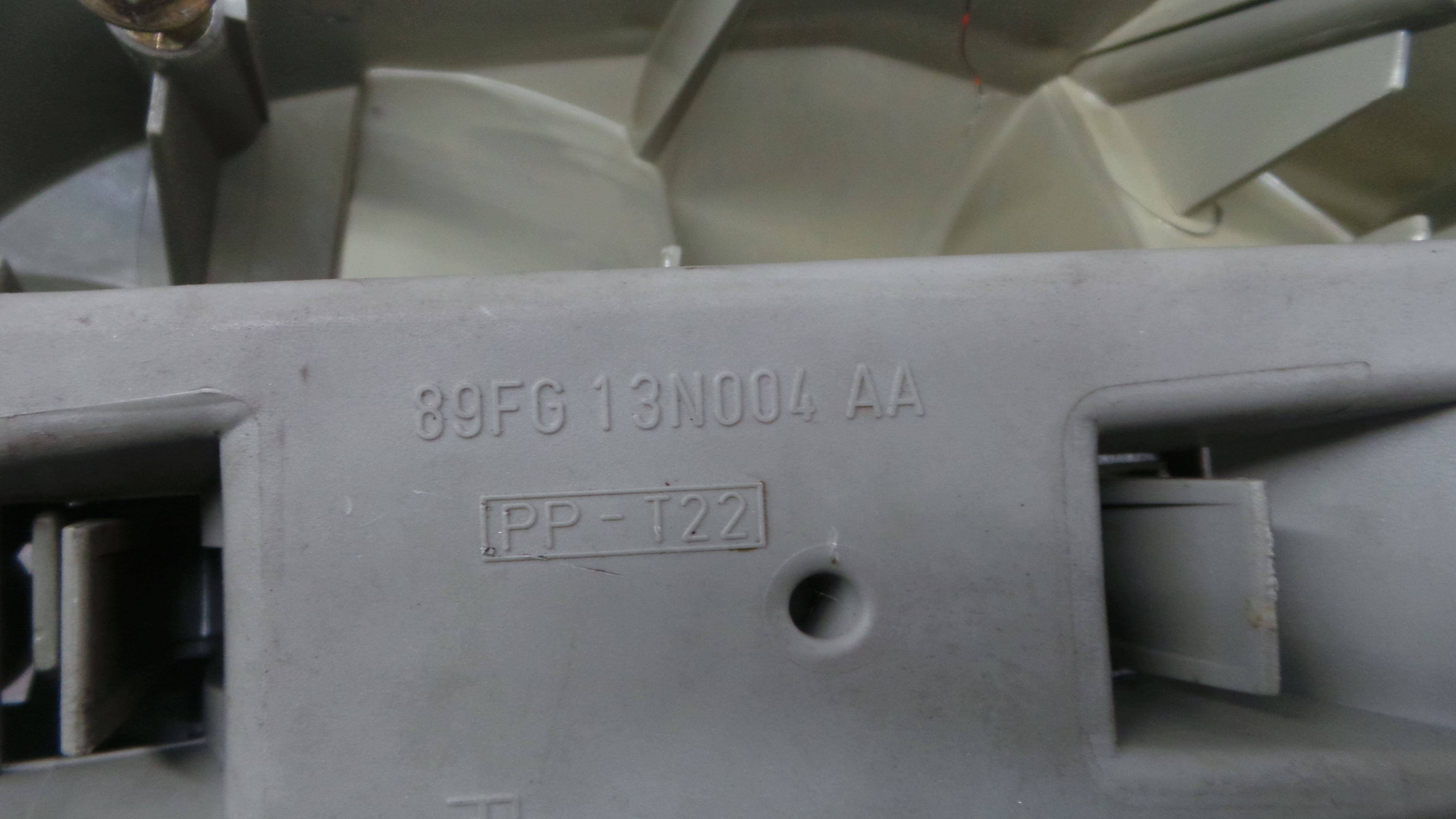 Farolim Stop Dto 89FG-13A602-BC - FORD FIESTA III (GFJ), FIESTA Mk III (GFJ)-33636861