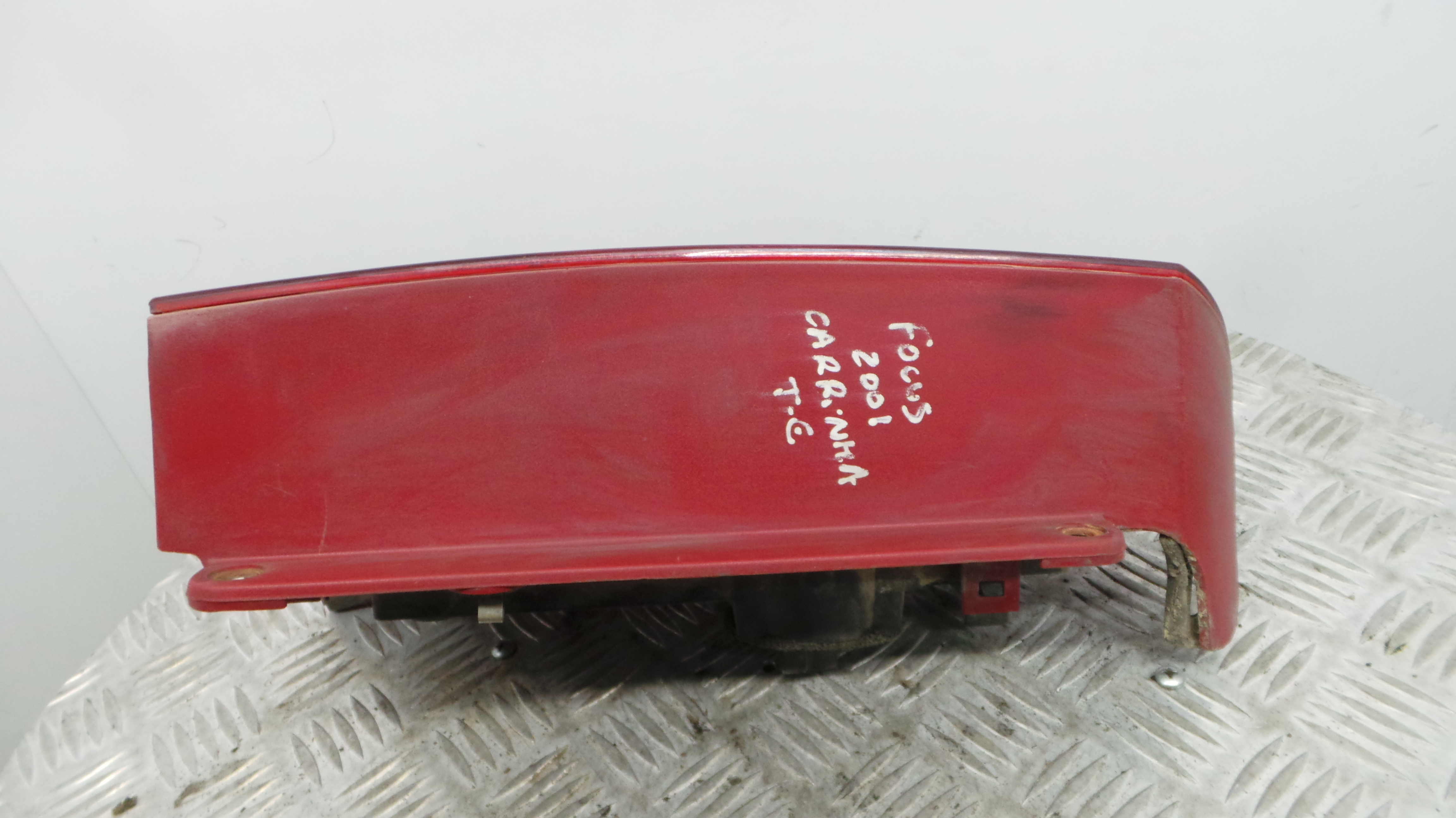 Farolim Stop Esq XS4X-13N004-EC - FORD FOCUS I Clipper (DNW), FOCUS I Turnier (DNW)-33636866 Farolim Stop Esq XS4X-13N004-EC - FORD FOCUS I Clipper (DNW), FOCUS I Turnier (DNW)-33636866