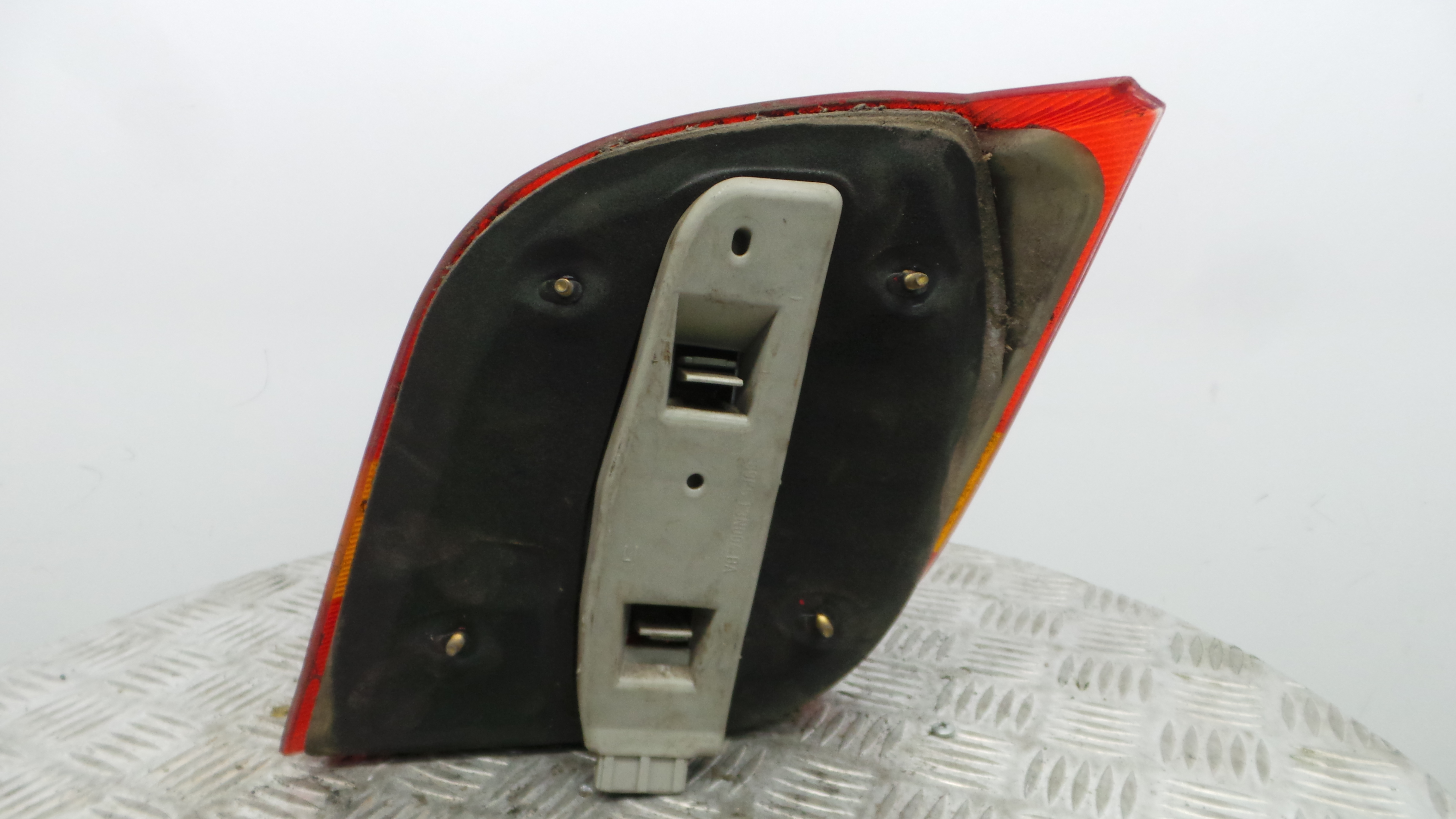 Farolim Stop Esq 89FG-13A603-AB - FORD FIESTA III (GFJ), FIESTA Mk III (GFJ)-33636886