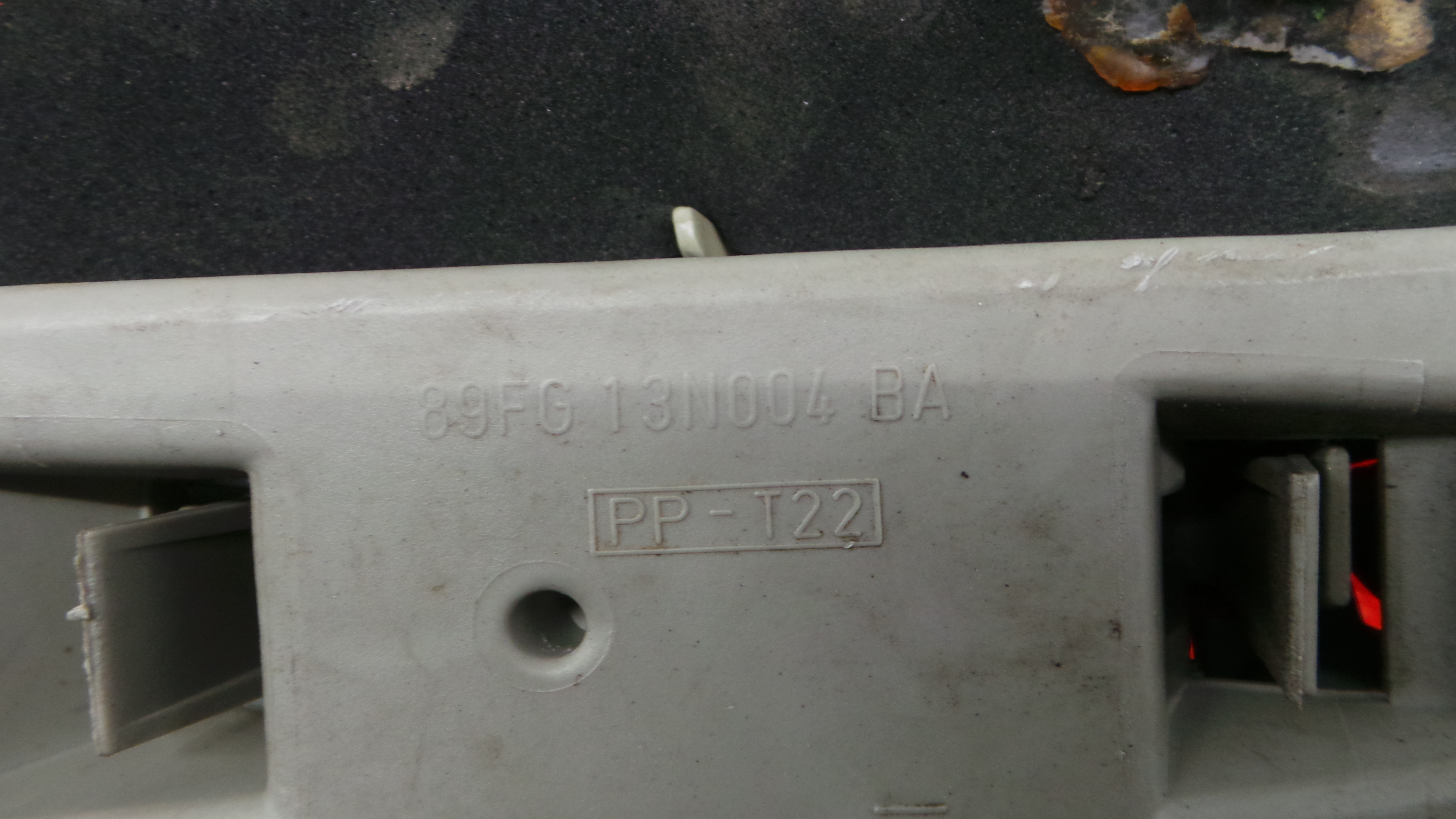 Farolim Stop Esq 89FG-13A603-AC - FORD FIESTA III (GFJ), FIESTA Mk III (GFJ)-33636890