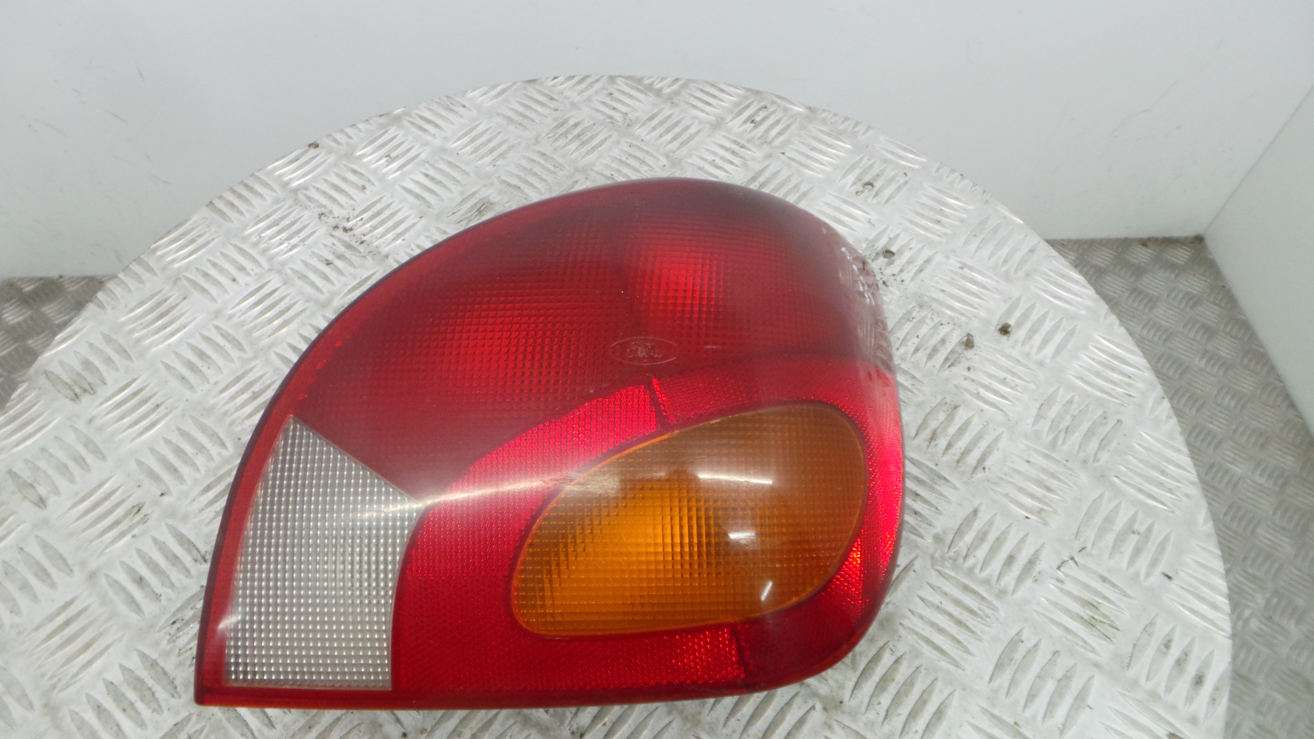 Farolim Stop Dto 96FG-13N004-AA - FORD FIESTA IV (JA_, JB_), FIESTA Mk IV (JA_, JB_)-33636900