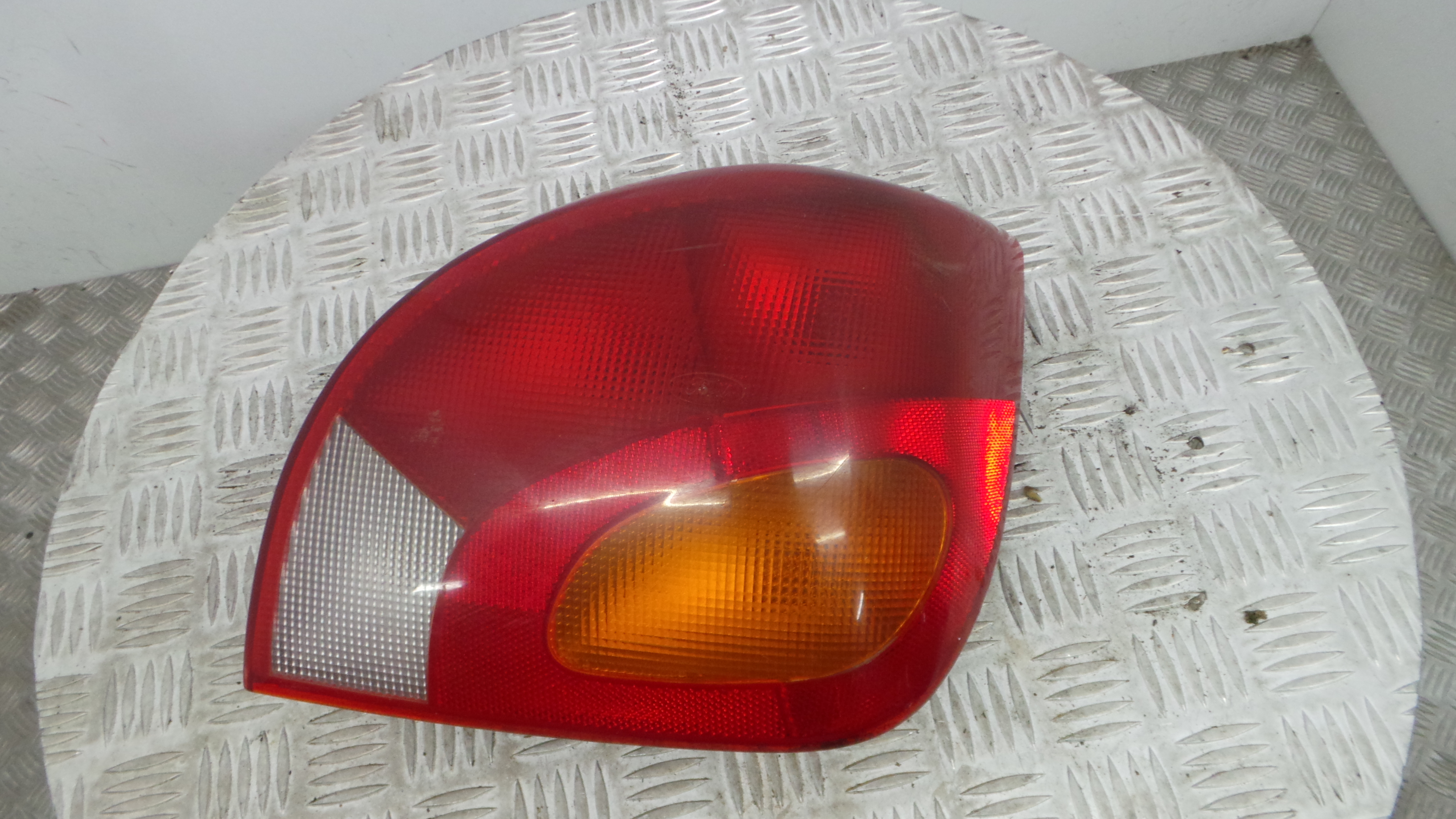 Farolim Stop Dto 96FG-13N004-AA - FORD FIESTA IV (JA_, JB_), FIESTA Mk IV (JA_, JB_)-33636913