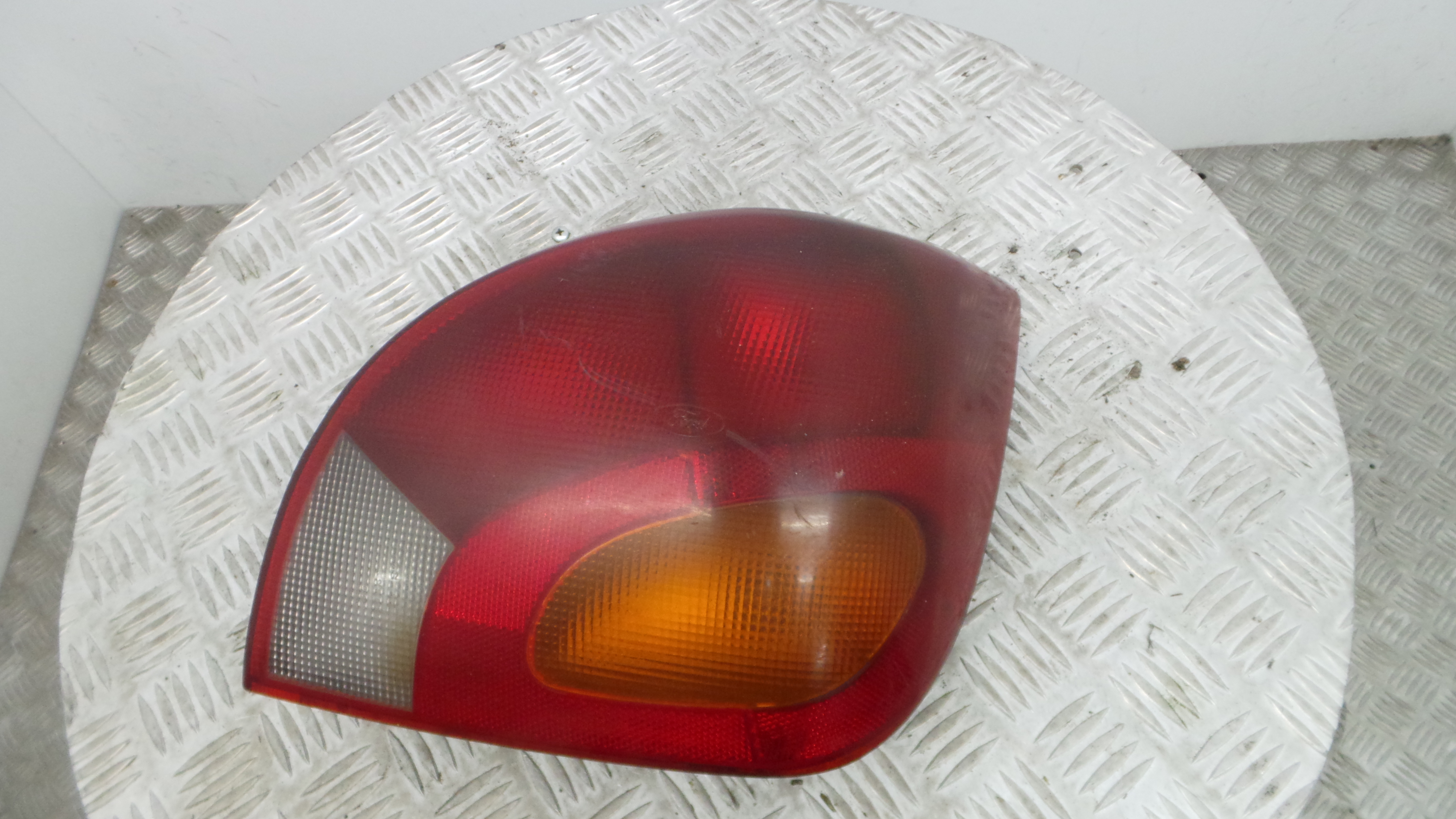Farolim Stop Dto 96FG-13N004-AA - FORD FIESTA IV (JA_, JB_), FIESTA Mk IV (JA_, JB_)-33636919