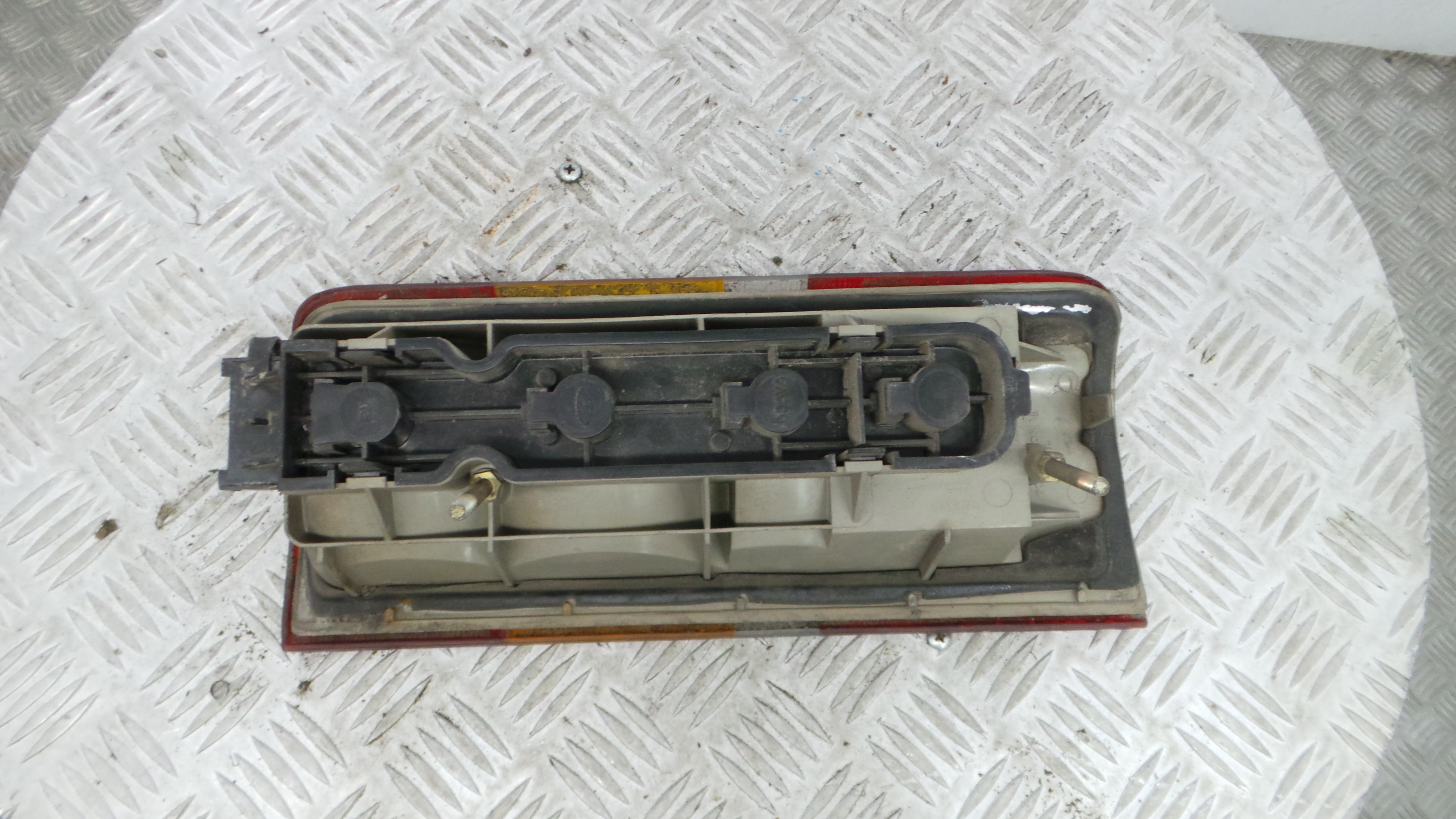 Farolim Stop Dto 90VB-13405-AB - FORD TRANSIT Caixa (E_ _), TRANSIT Van (E_ _)-33636925