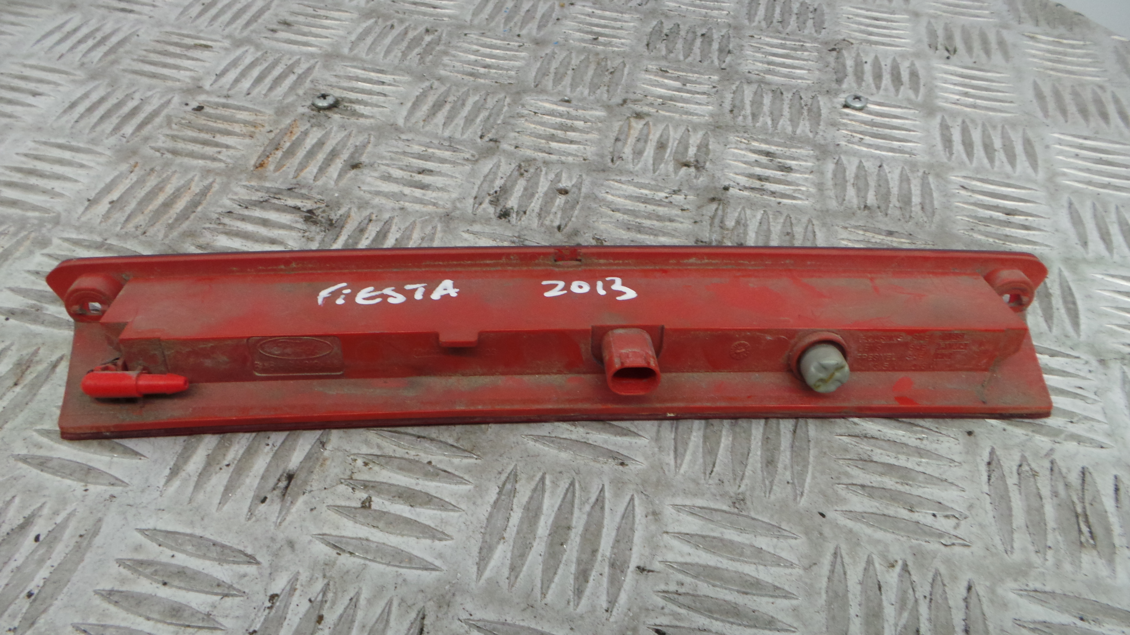 Farolim Stop Central / Luz de Stop Adicional 8A61-13A613-AA - FORD FIESTA VI (CB1, CCN)-33637381