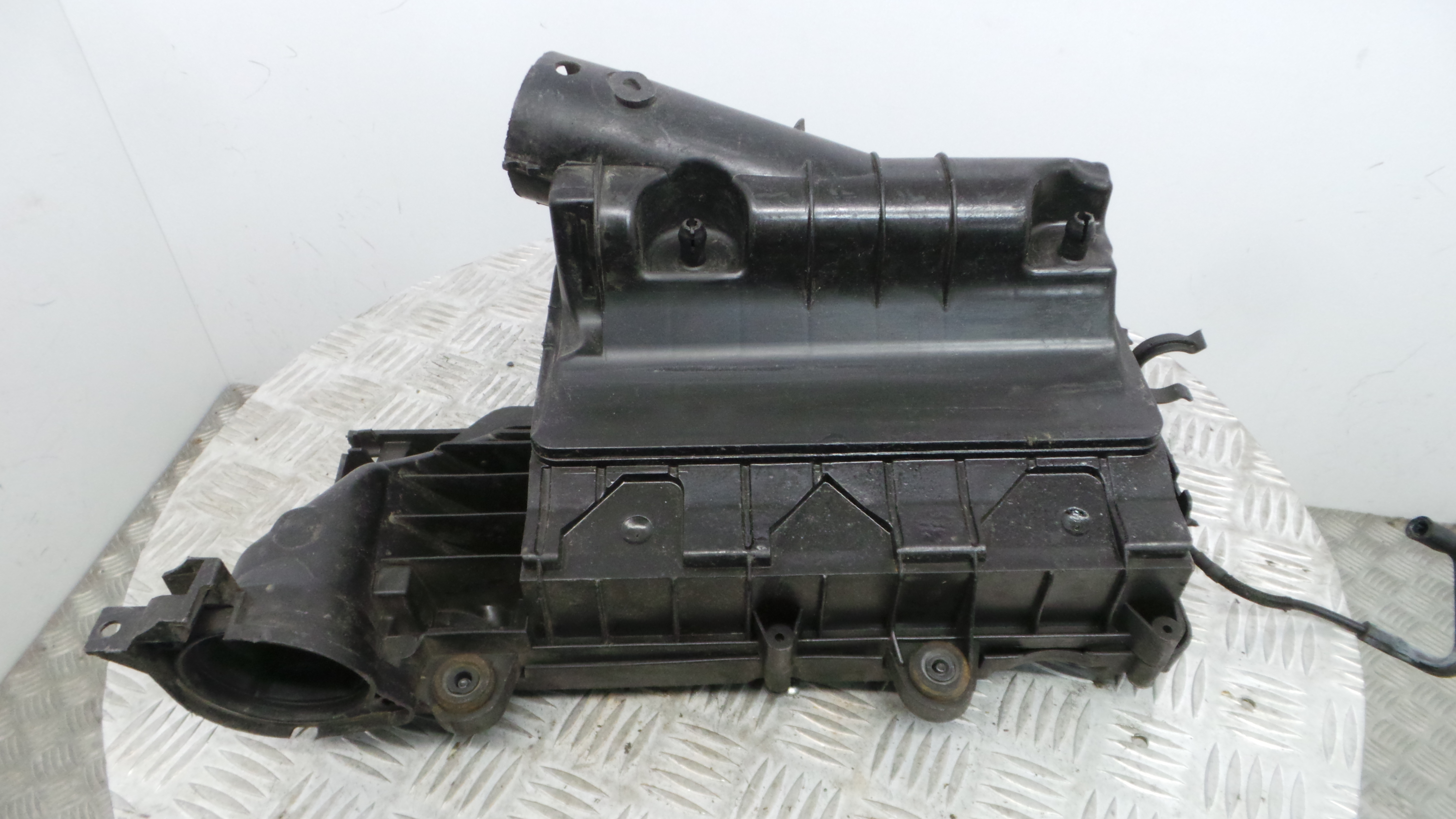 Caixa Filtro de Ar  9652987380 - FORD FIESTA V (JH_, JD_)-33637949