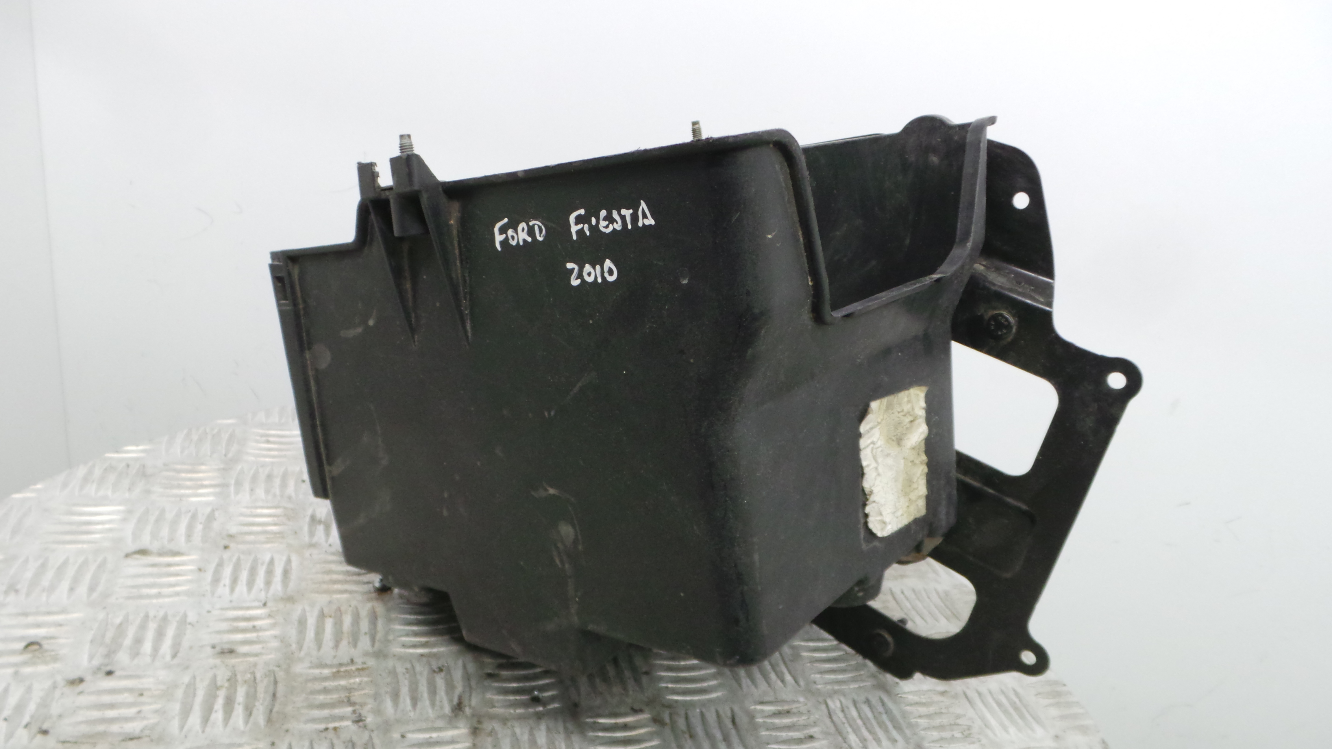 Base da Bateria 8V21-10723-AC - FORD FIESTA VI (CB1, CCN)-33638027