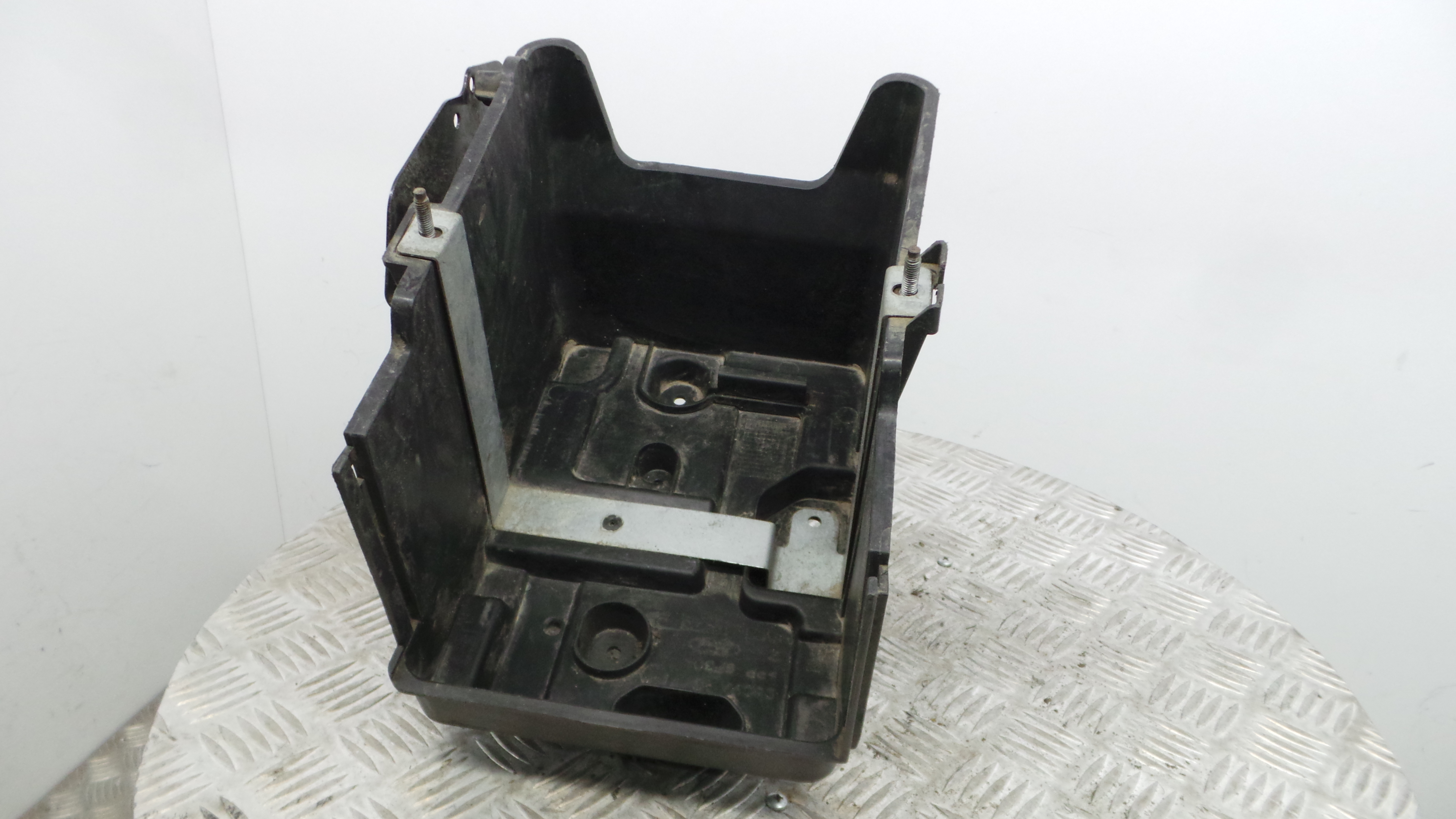 Base da Bateria 8V21-10723-AC - FORD FIESTA VI (CB1, CCN)-33638027