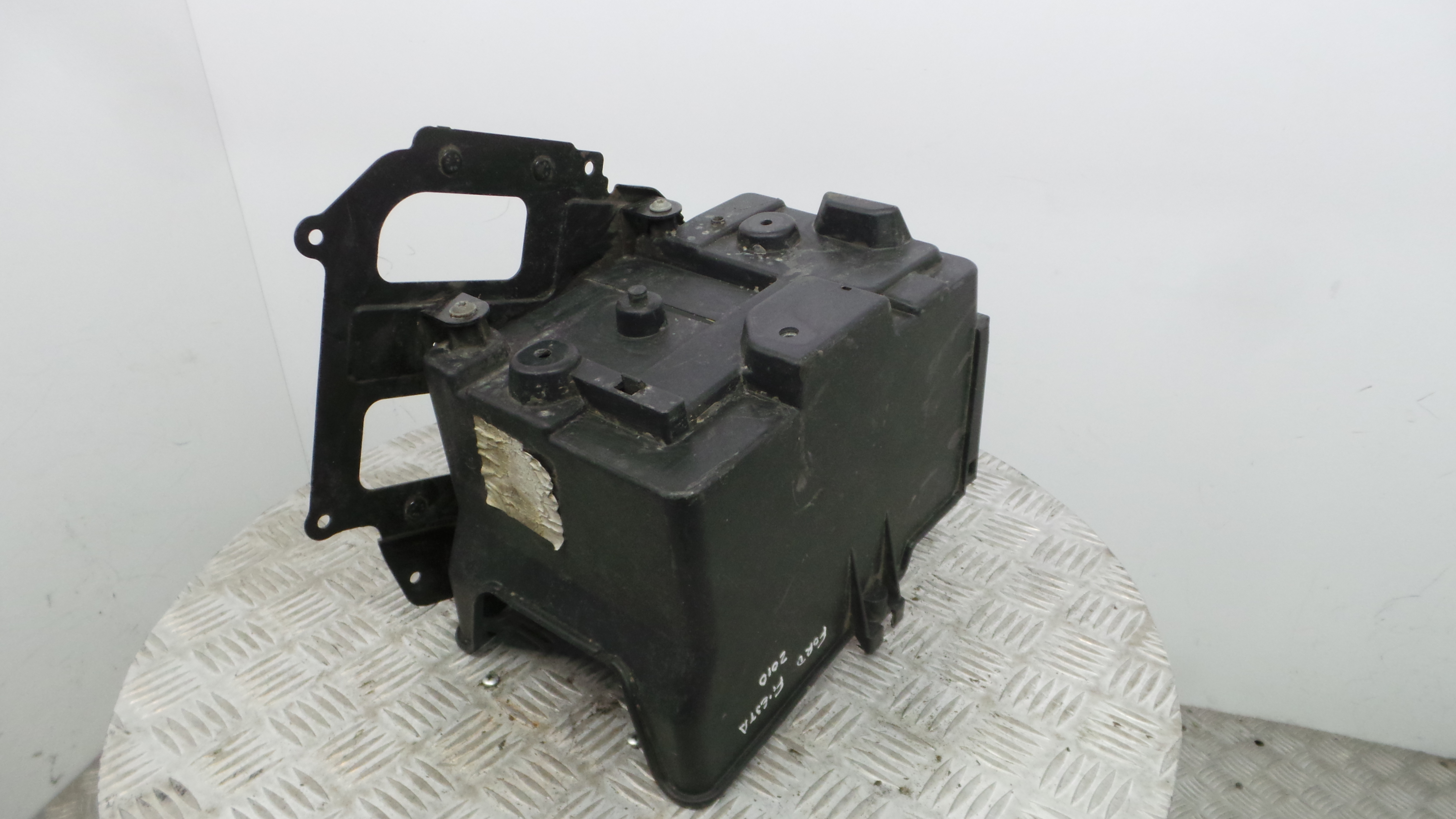 Base da Bateria 8V21-10723-AC - FORD FIESTA VI (CB1, CCN)-33638027