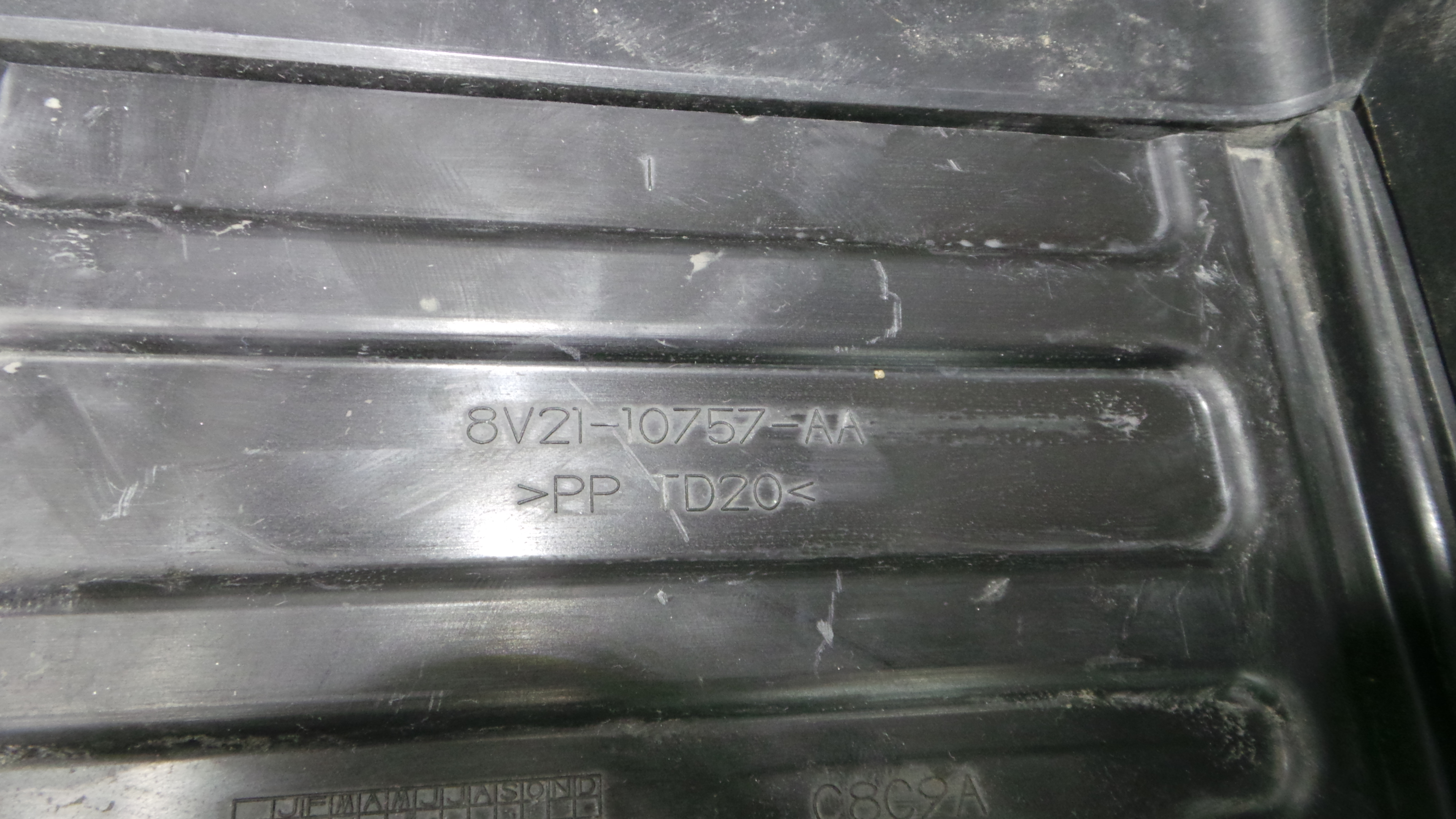 Base da Bateria 8V21-10723-BC - FORD FIESTA VI (CB1, CCN)-33638053