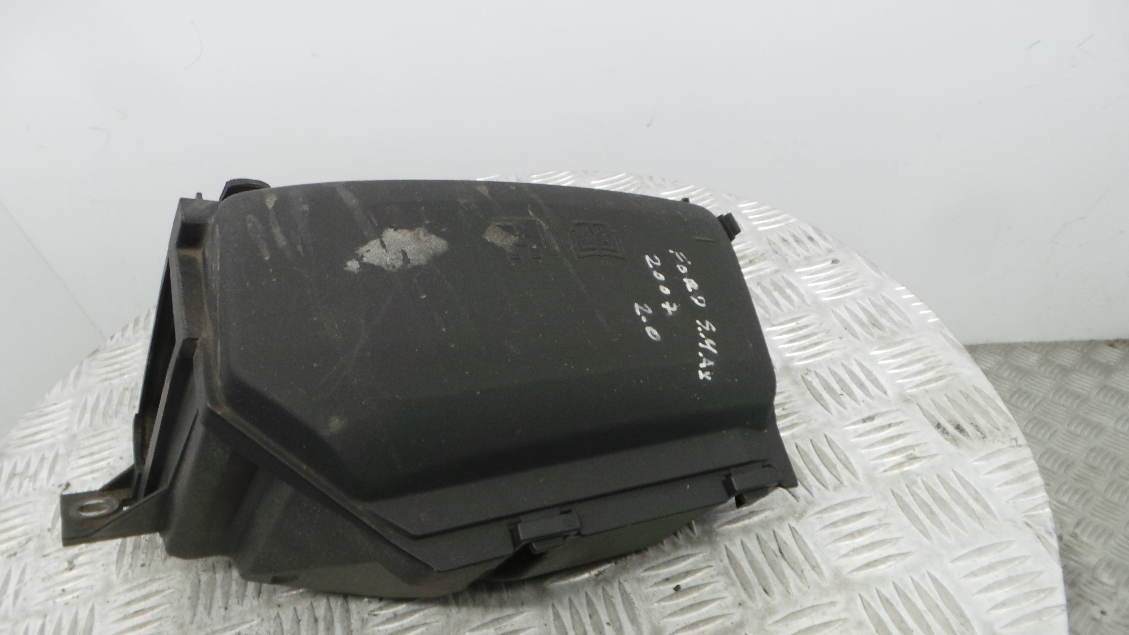 Caixa de Fusiveis 6G9T-14A067-AB - FORD S-MAX (WA6)-33638298 Caixa de Fusiveis 6G9T-14A067-AB - FORD S-MAX (WA6)-33638298