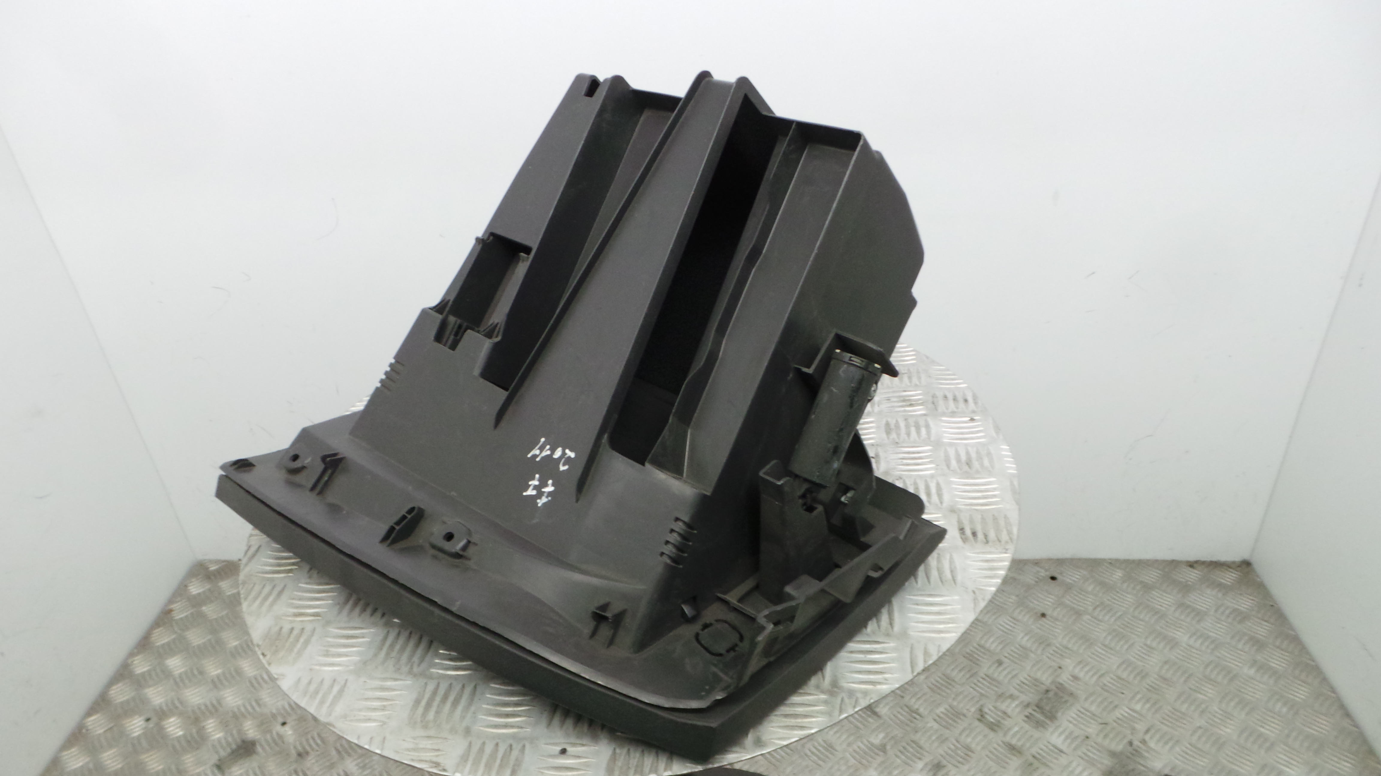 Porta Luvas  BM51-A06044-AJW - FORD FOCUS III-33638362