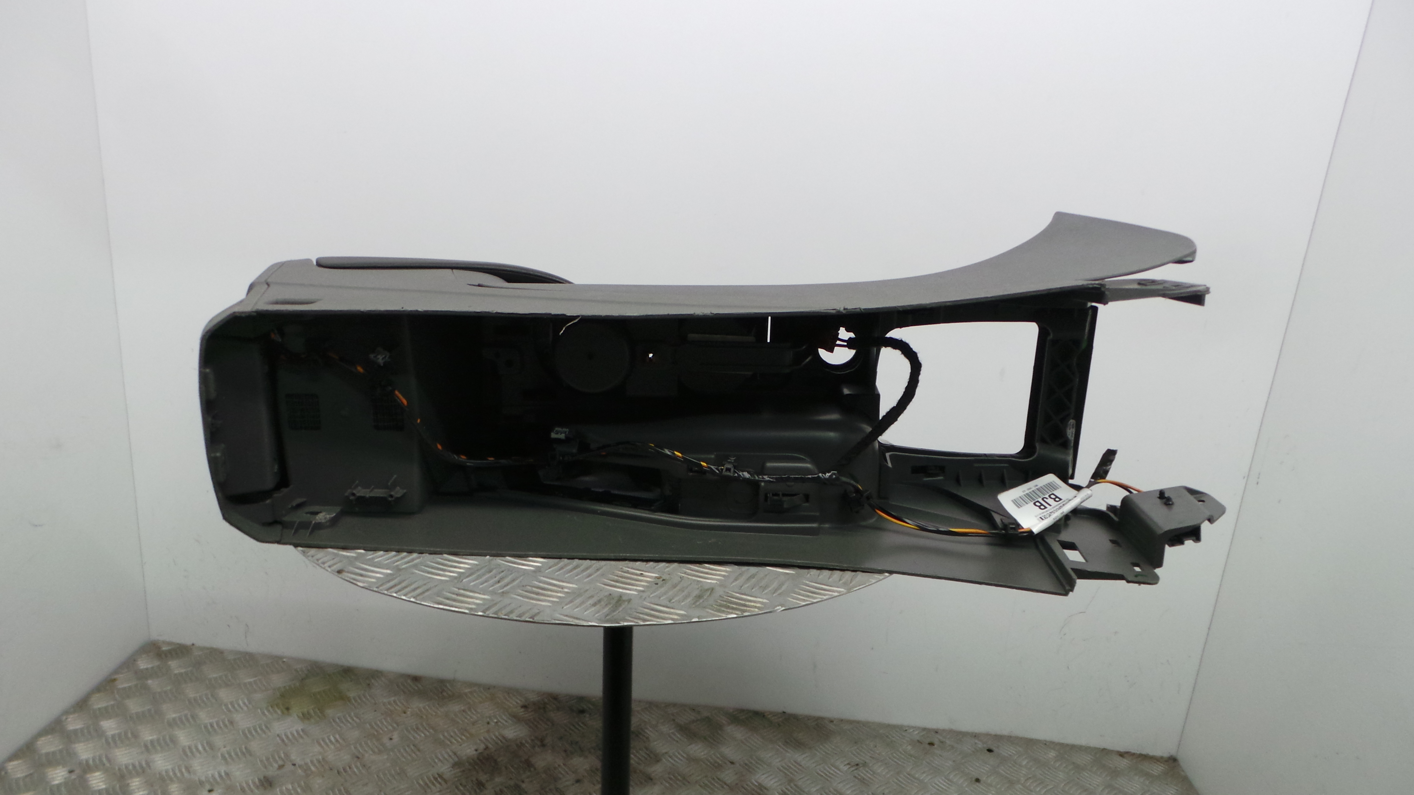 Apoio de Braço Central 8M51-A045M19-AC1E3E - FORD FOCUS II (DA_, HCP, DP)-33638398