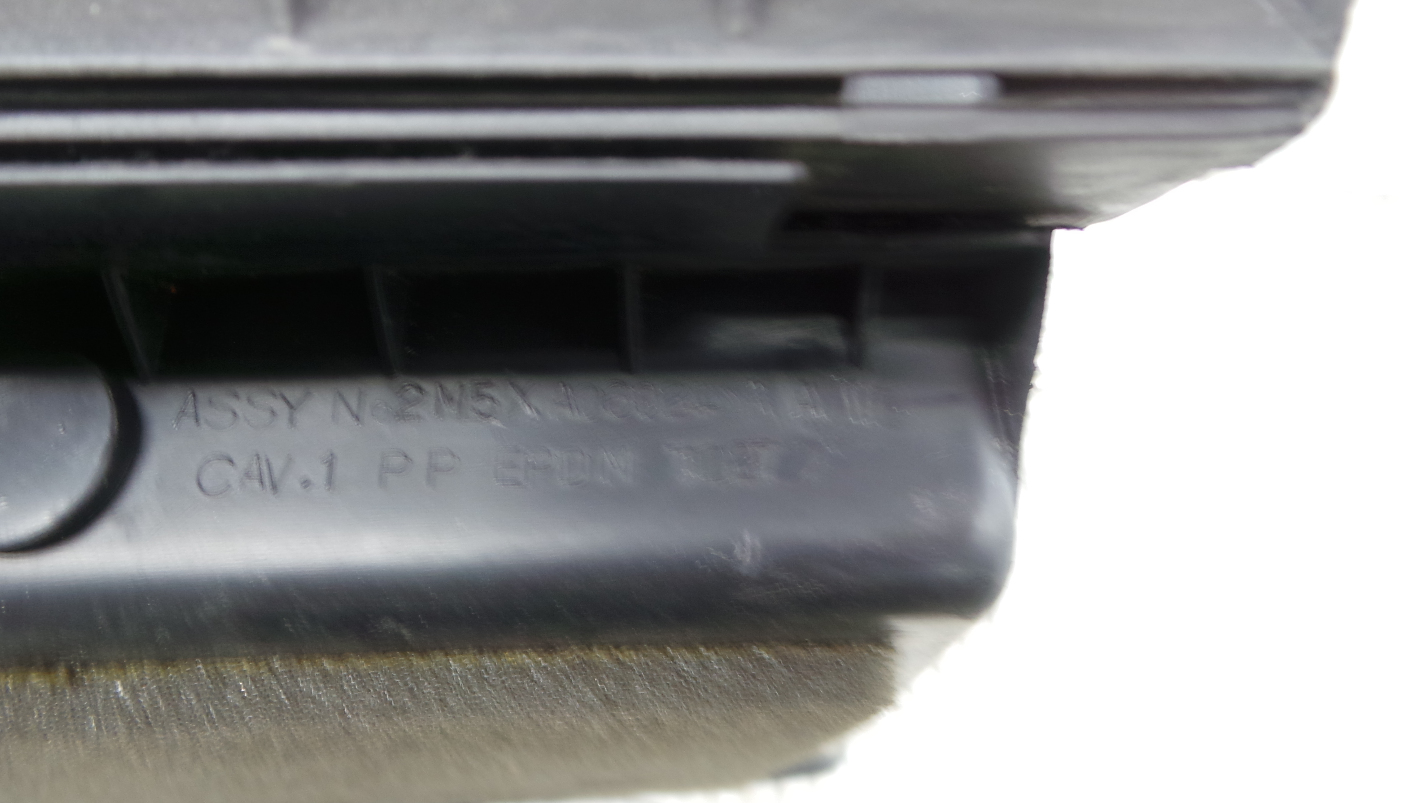 Porta Luvas  2M5X-A06024-AAW - FORD FOCUS I (DAW, DBW)-33638529