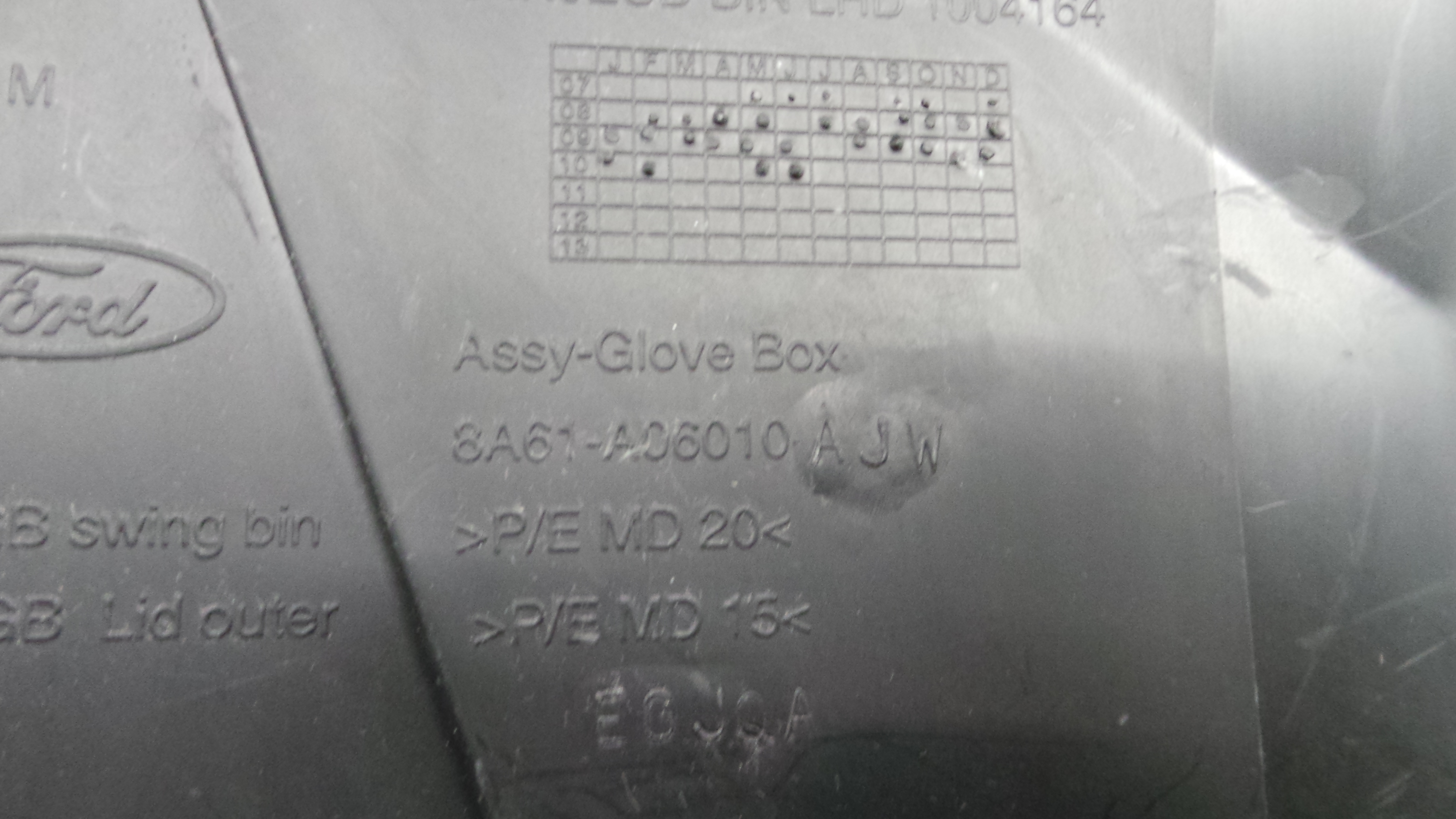 Porta Luvas 8A61-A06010-AJW - FORD FIESTA VI (CB1, CCN)-33638533