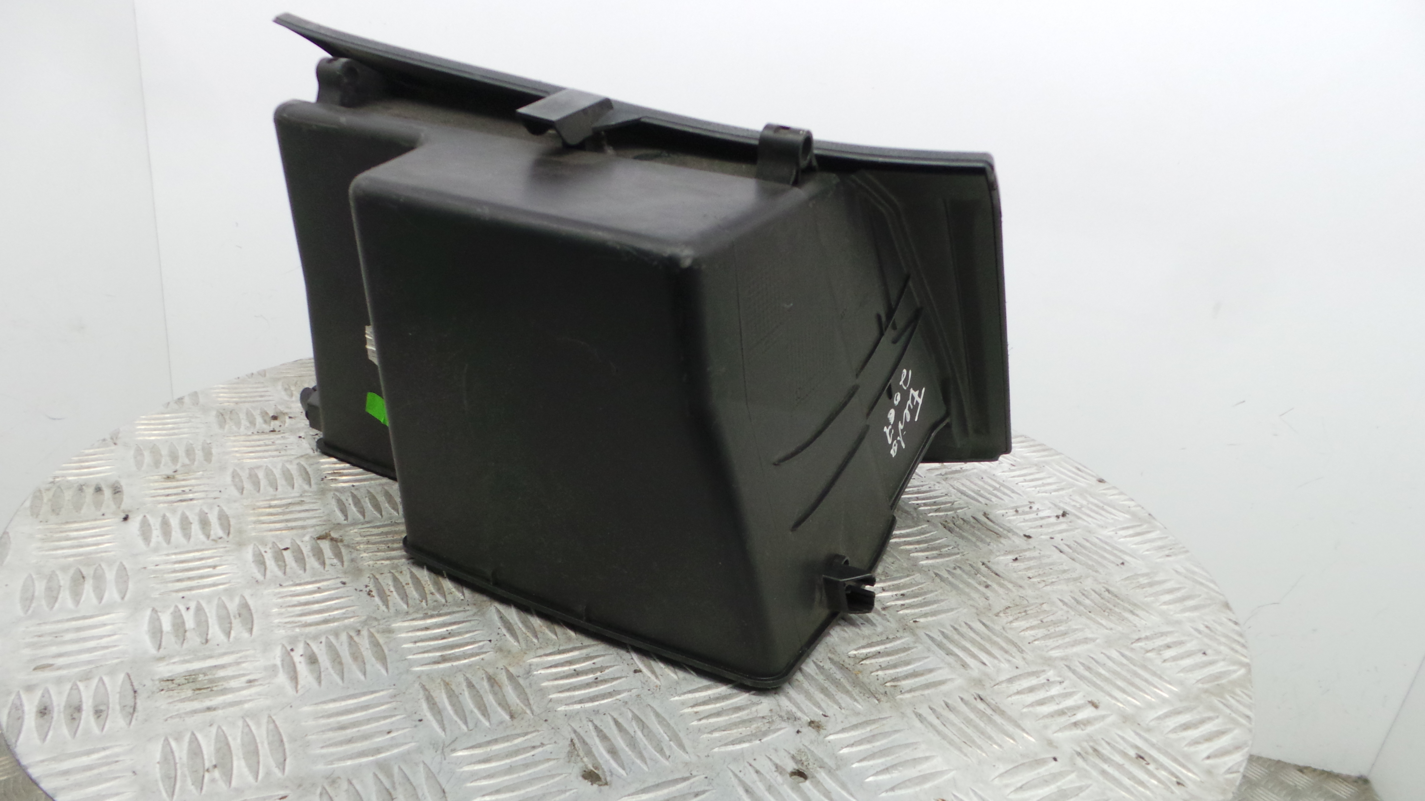 Porta Luvas 8A61-A06010-AHW - FORD FIESTA VI (CB1, CCN)-33638537