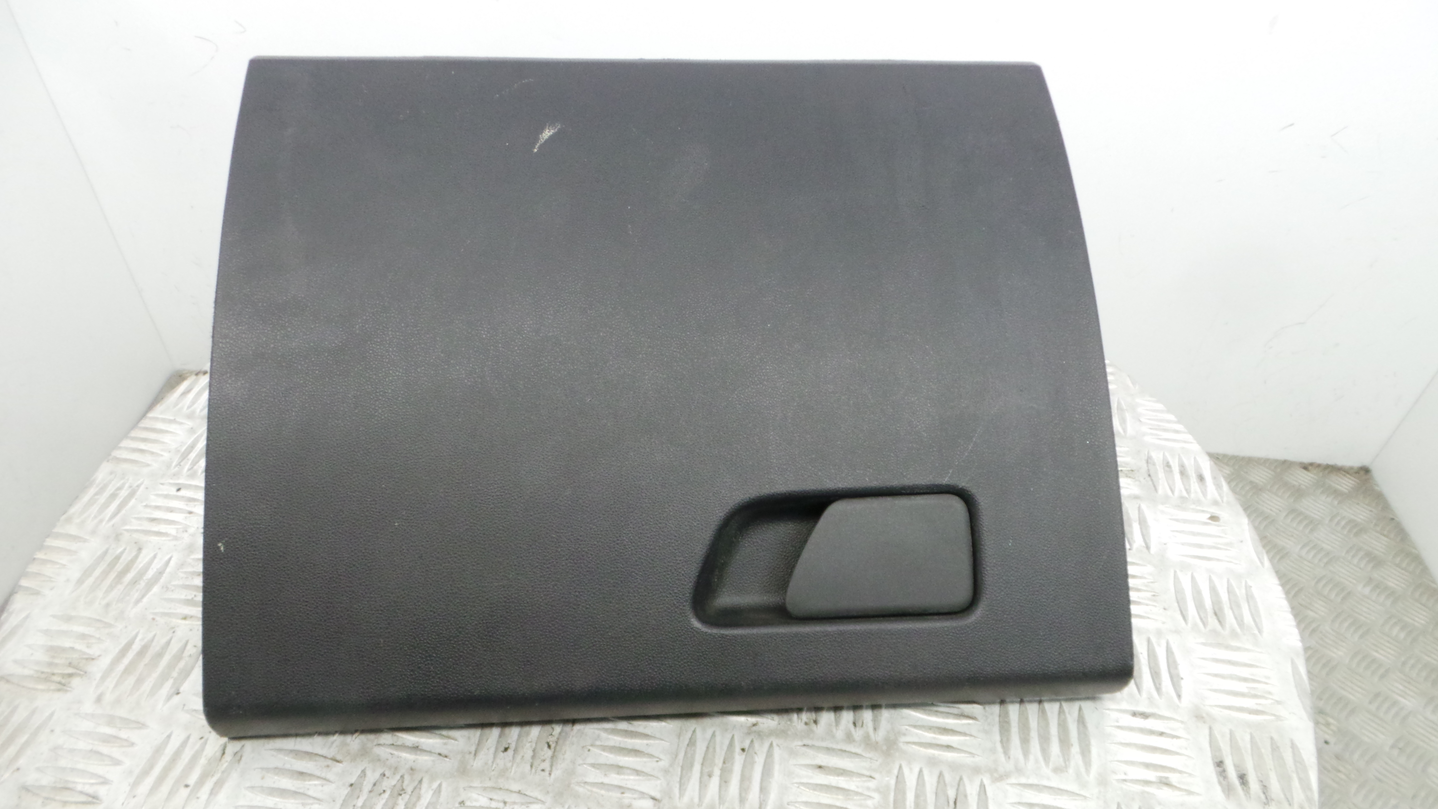 Porta Luvas H1BB-A06010-A - FORD FIESTA VII (HJ, HF)-33638545 Porta Luvas H1BB-A06010-A - FORD FIESTA VII (HJ, HF)-33638545