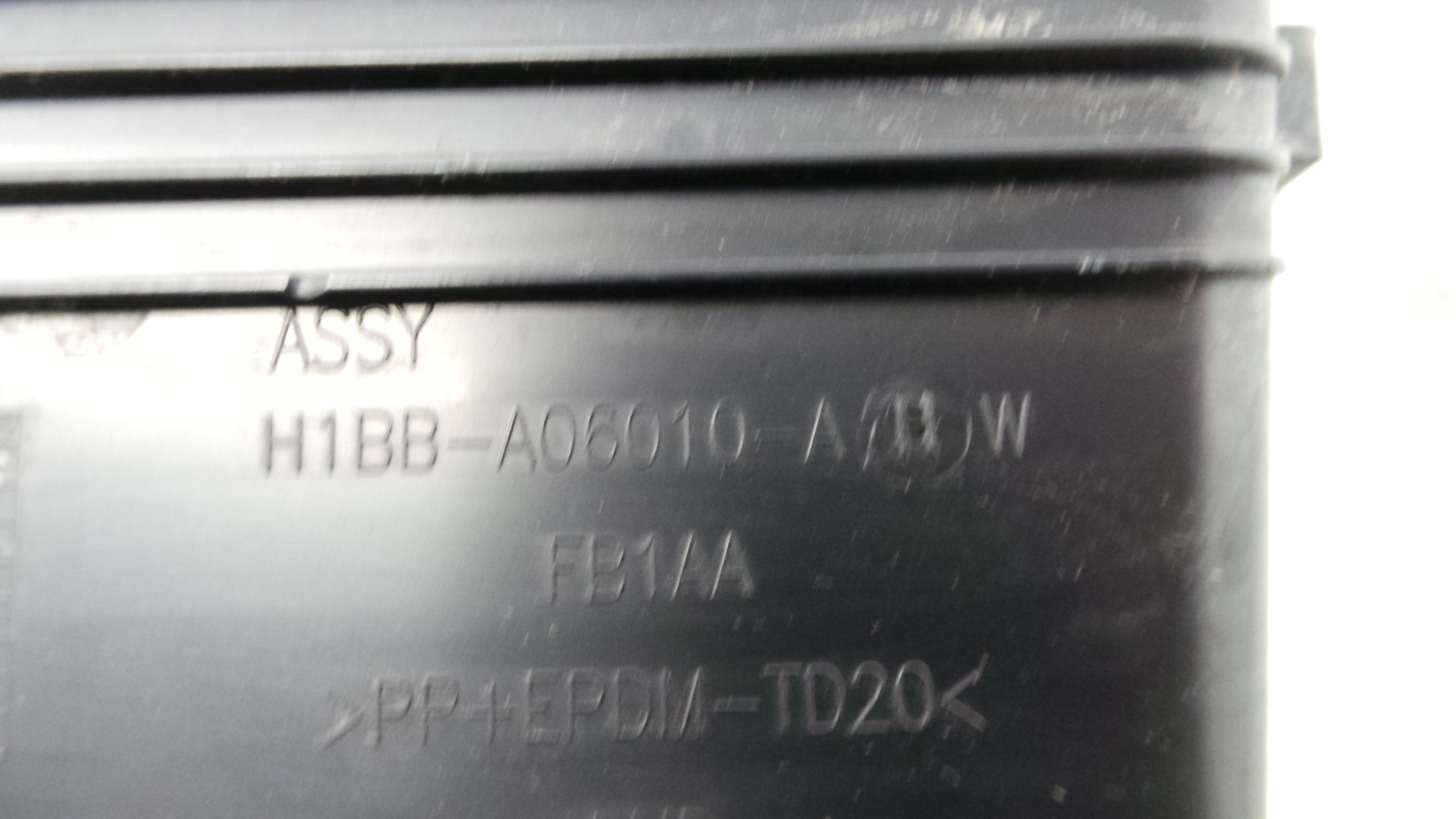 Porta Luvas H1BB-A06010-A - FORD FIESTA VII (HJ, HF)-33638545