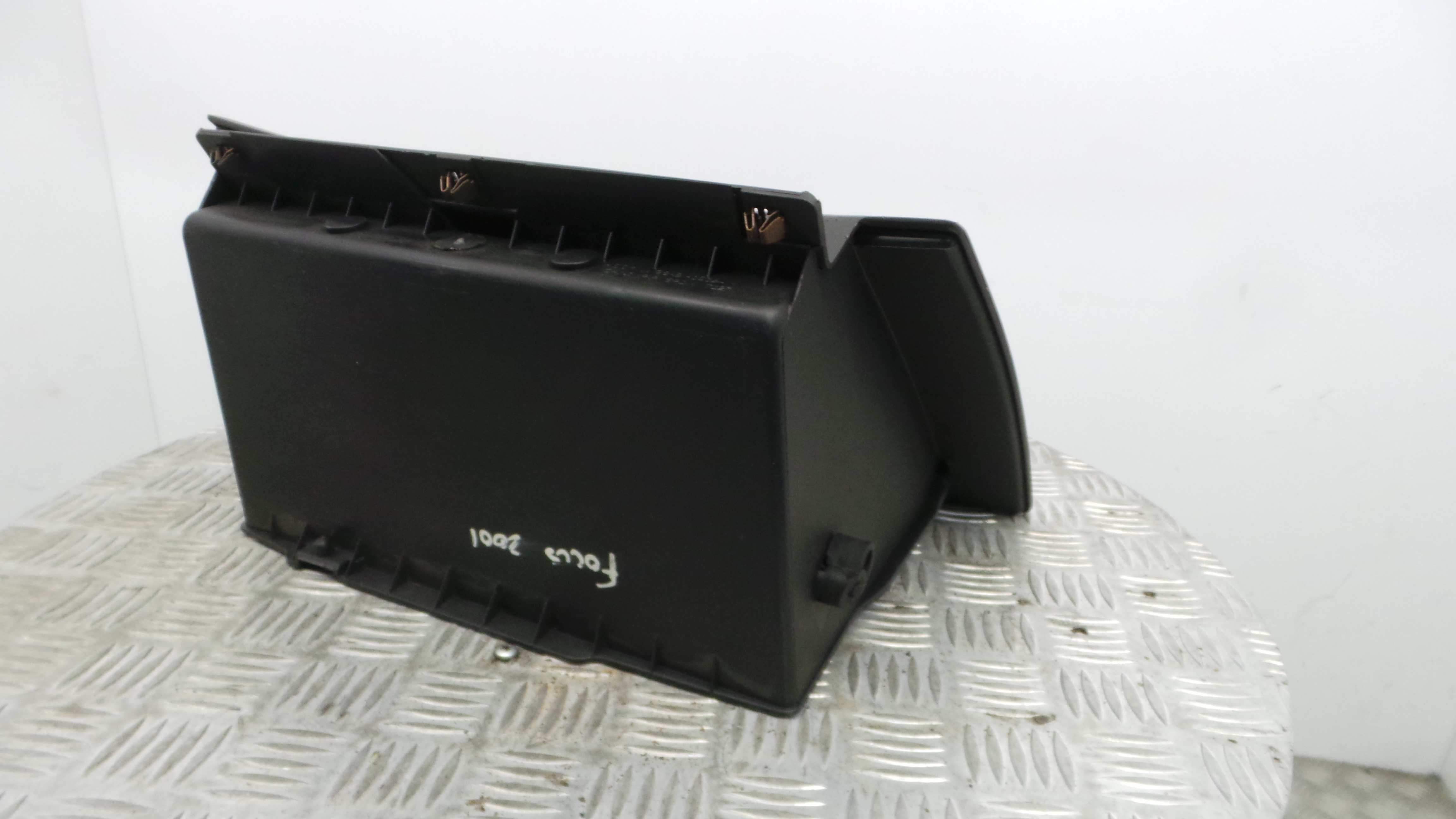 Porta Luvas 96AB-A06024-AMW - FORD FOCUS I (DAW, DBW)-33638605