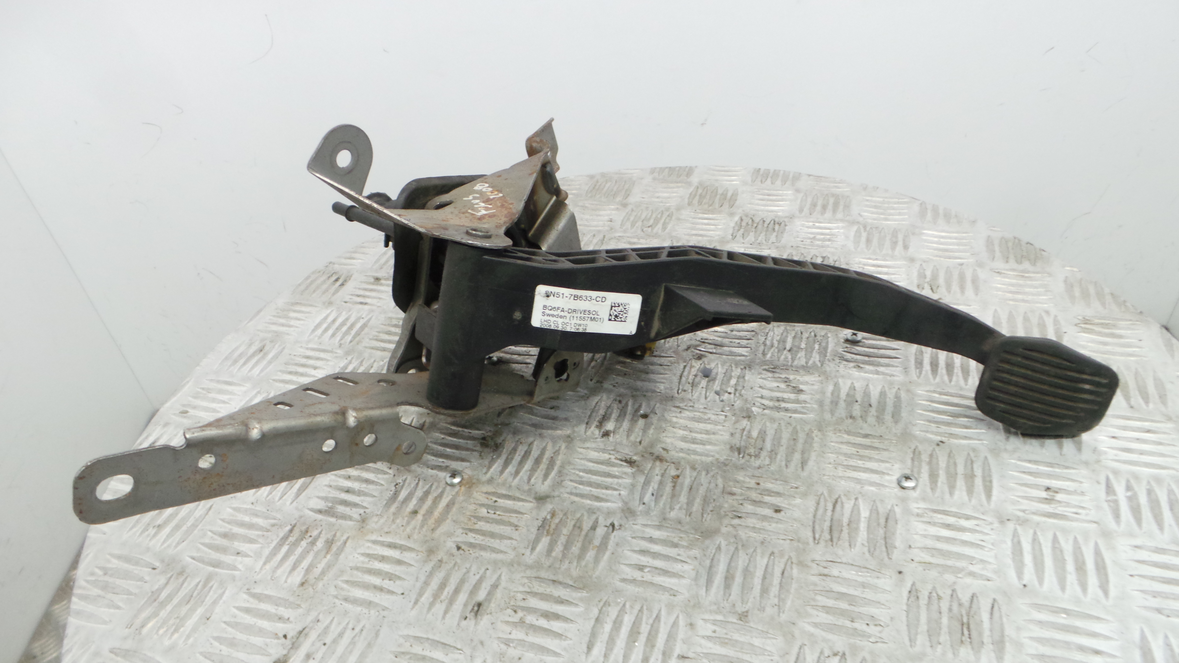 Pedal de Embraiagem 8N51-7B633-CD - FORD FOCUS II (DA_, HCP, DP)-33638937