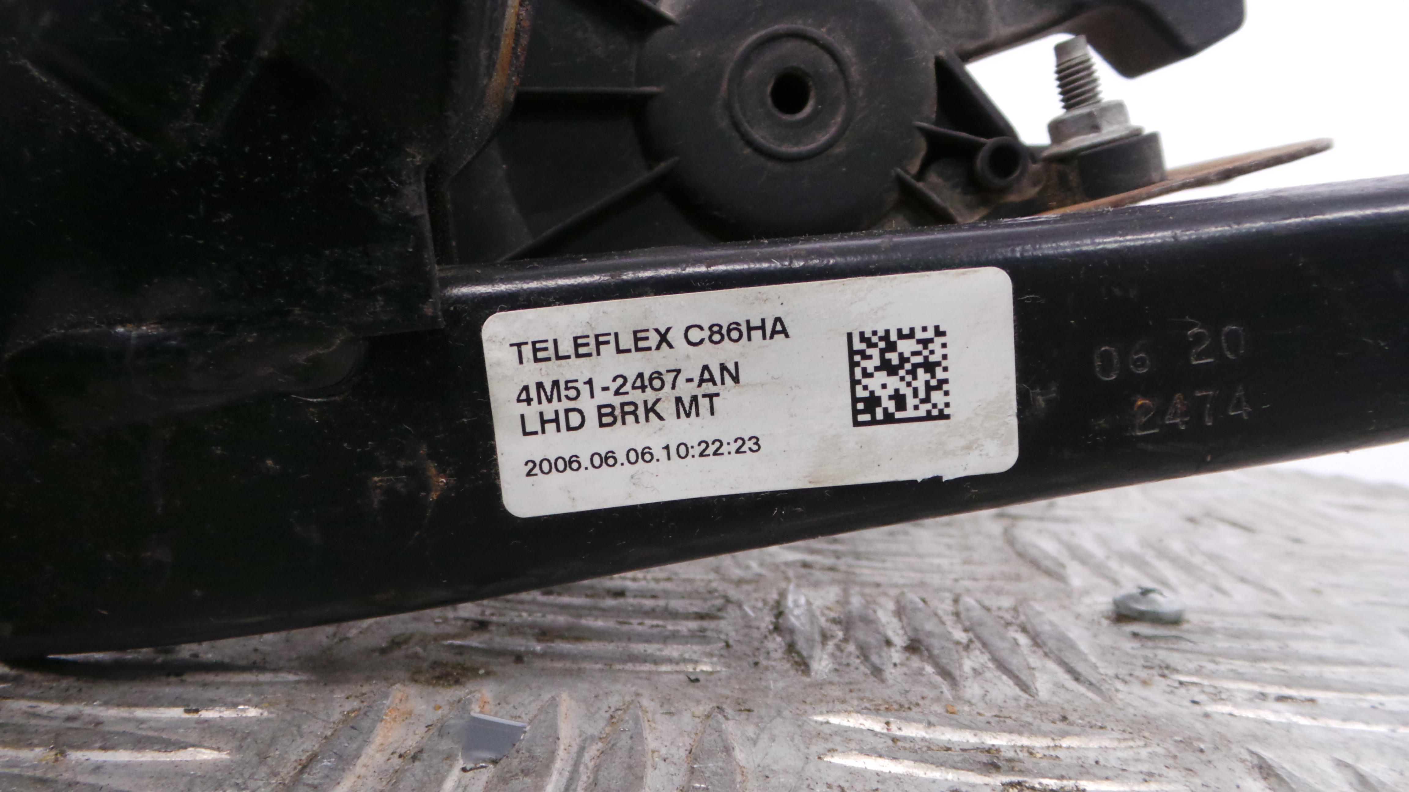 Pedal do Travão 4M51-2467-AN - FORD FOCUS II (DA_, HCP, DP)-33638947