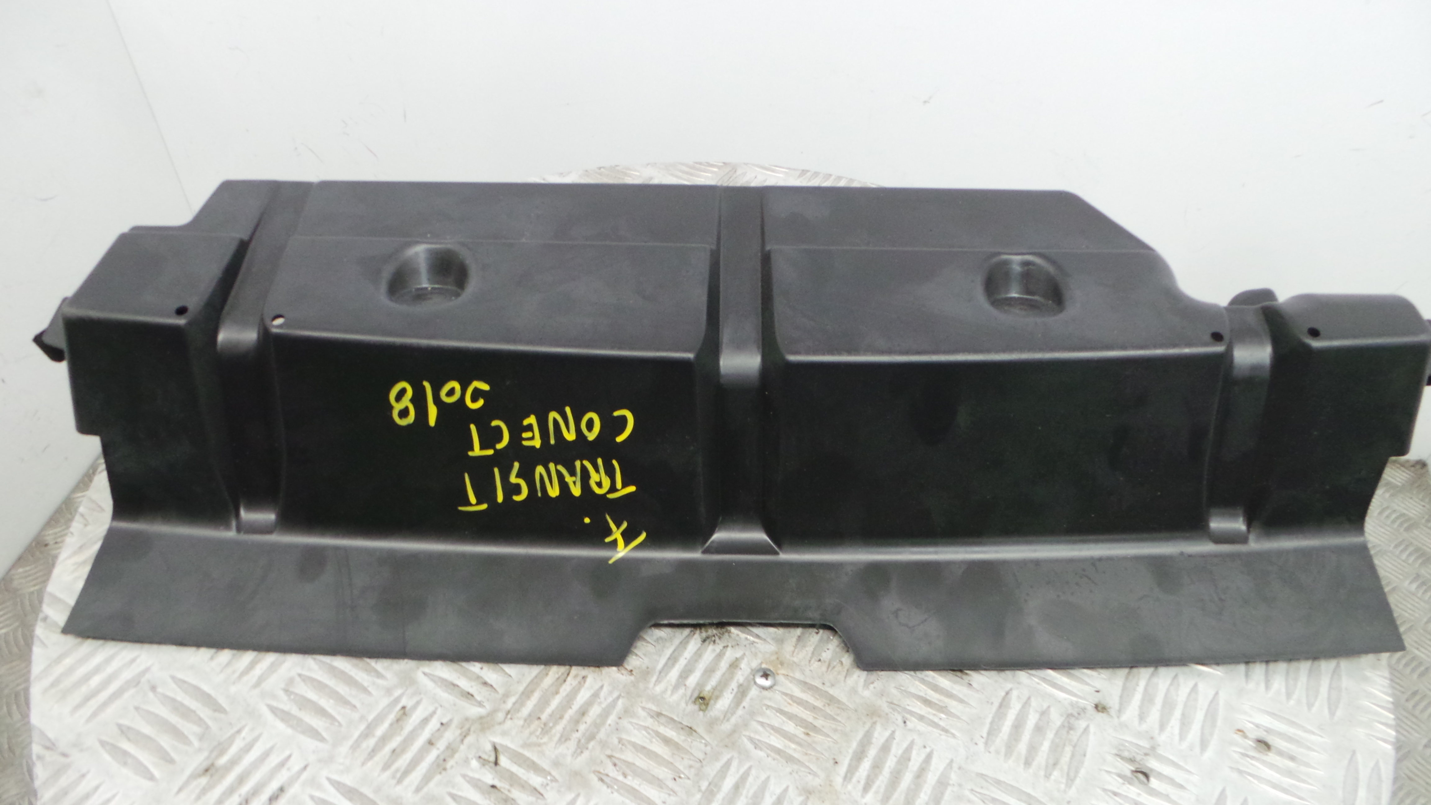 Moldura Frente DT11-9F721-AC - FORD TRANSIT CONNECT (P65_, P70_, P80_)-33639034