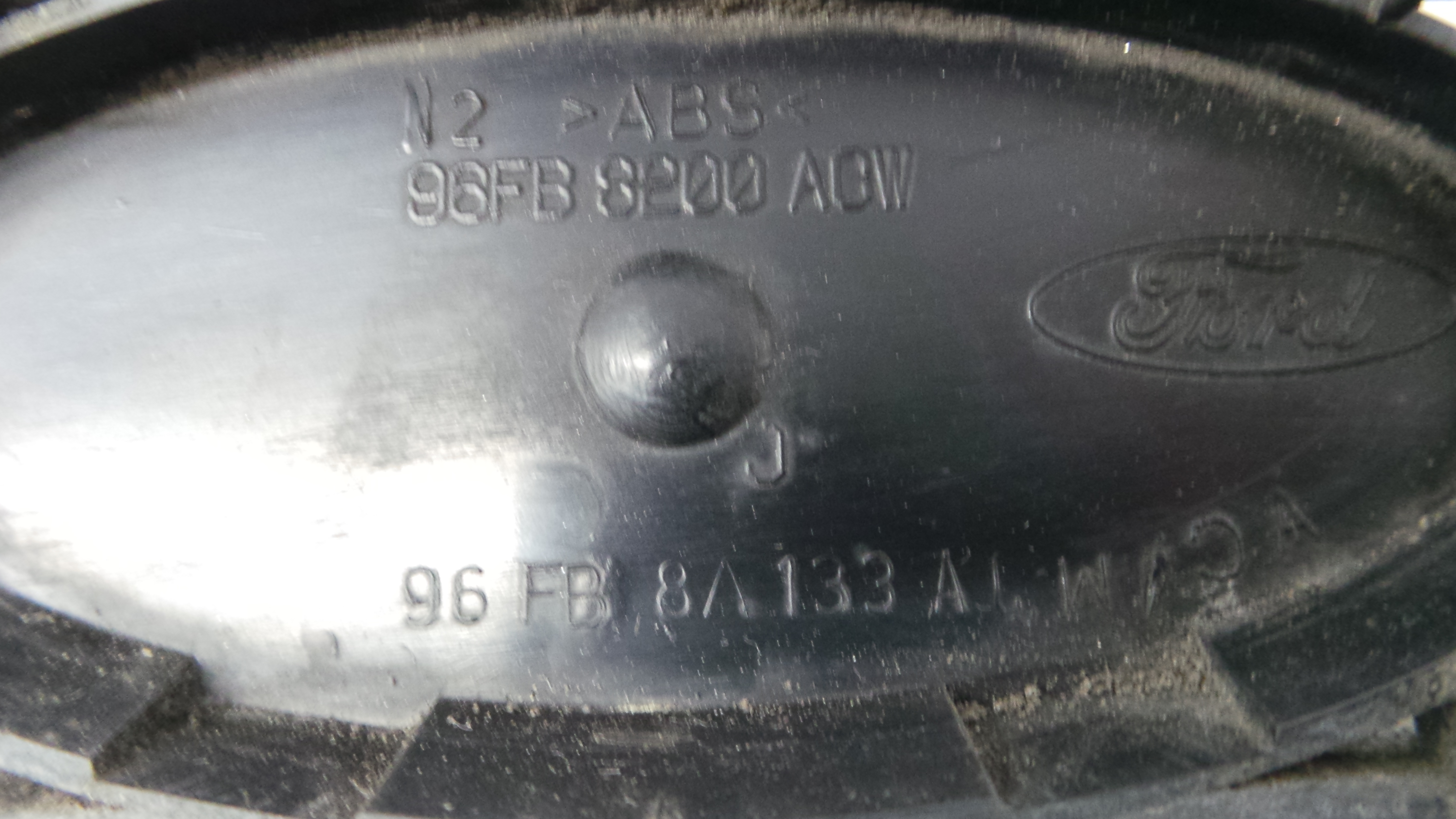 Grelha da Frente 96FB-8200-ACW - FORD FIESTA IV (JA_, JB_), FIESTA Mk IV (JA_, JB_)-33639083