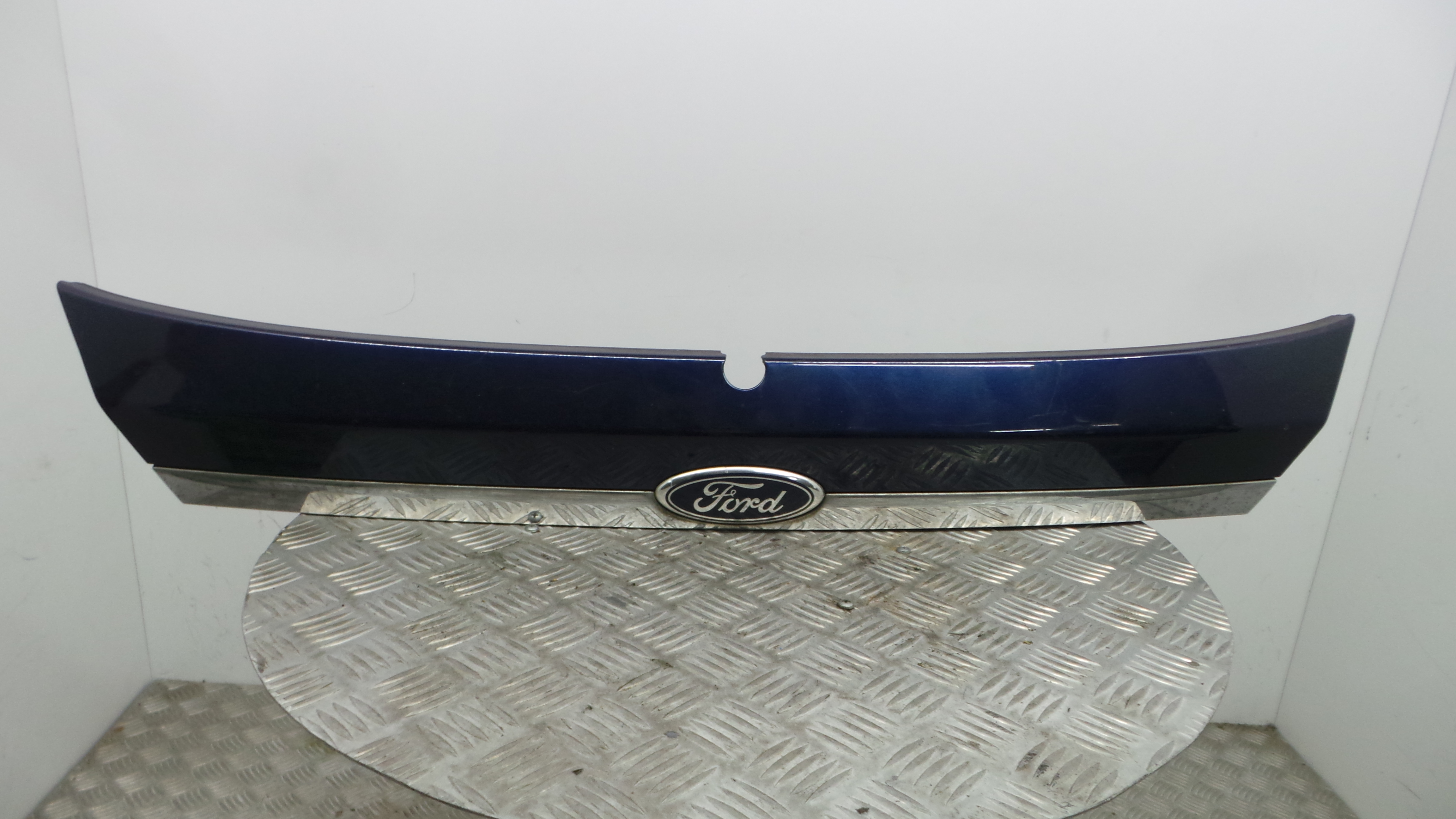 Puxador Exterior da Tampa da Mala 8A61-A43404-DE - FORD FIESTA VI (CB1, CCN)-33639095