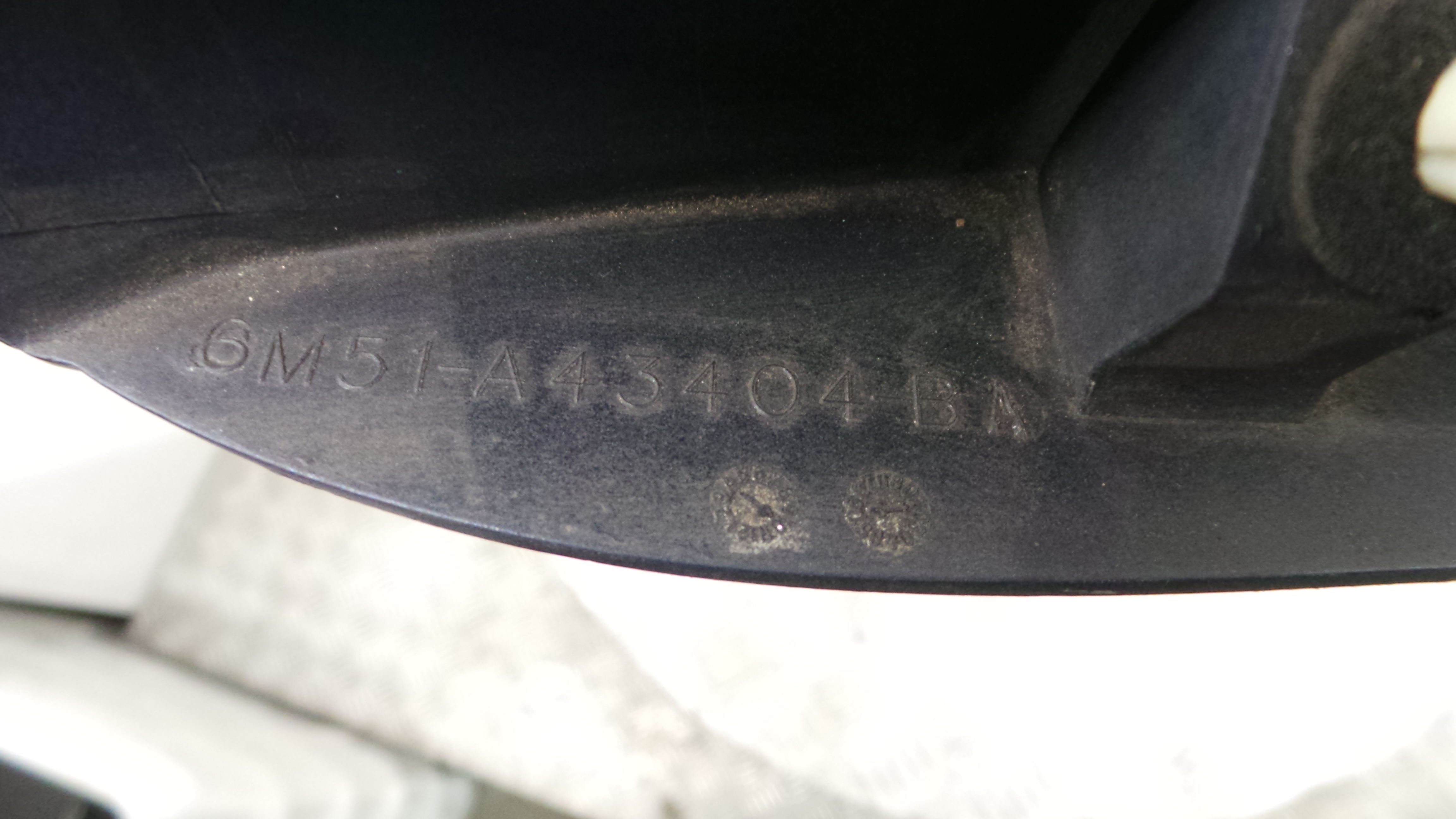 Puxador Exterior da Tampa da Mala 6M51-A43404-BA - FORD FOCUS II (DA_, HCP, DP)-33639103