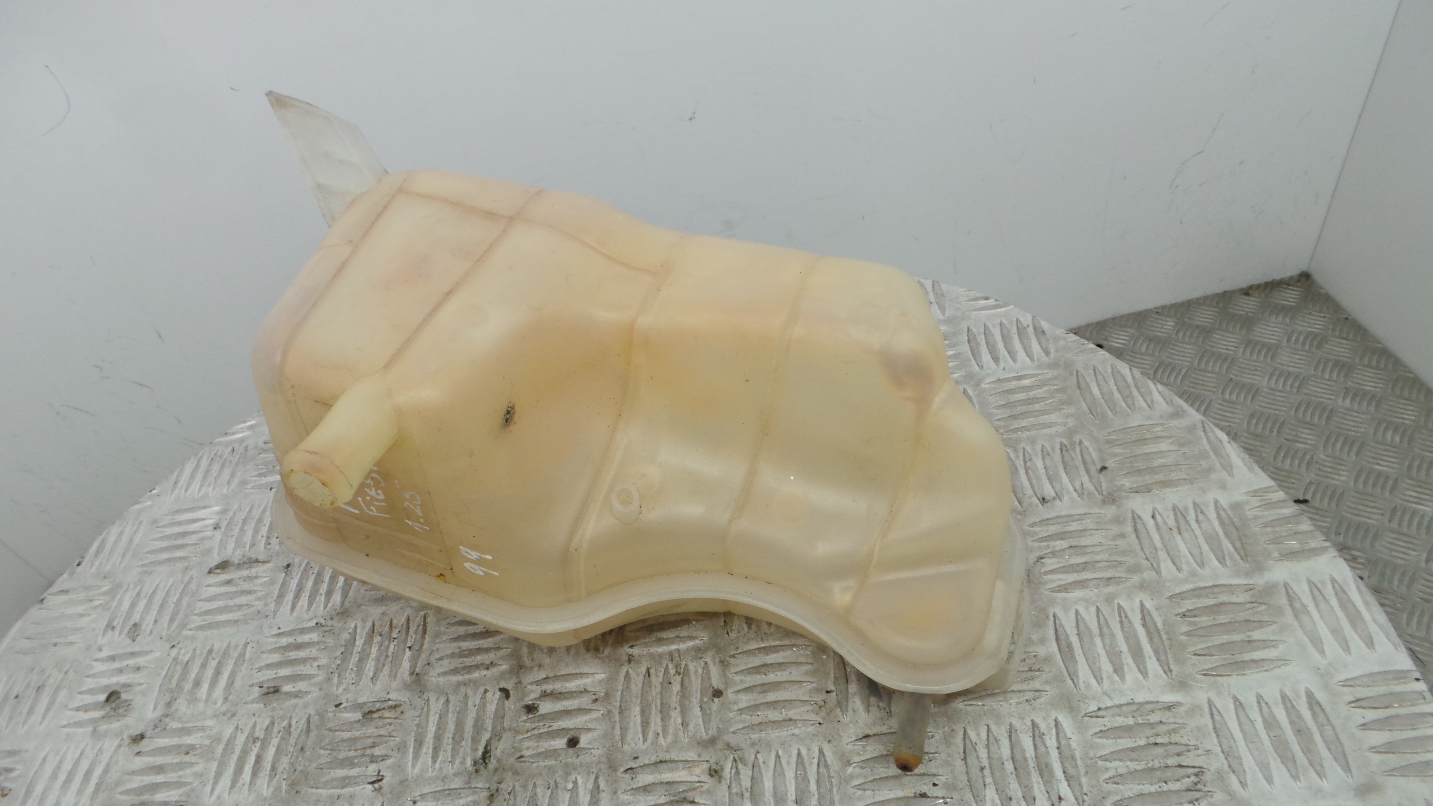 Depósito Água Radiador / Vazo de Expansao 3576 - FORD FIESTA IV (JA_, JB_), FIESTA Mk IV (JA_, JB_-33639236