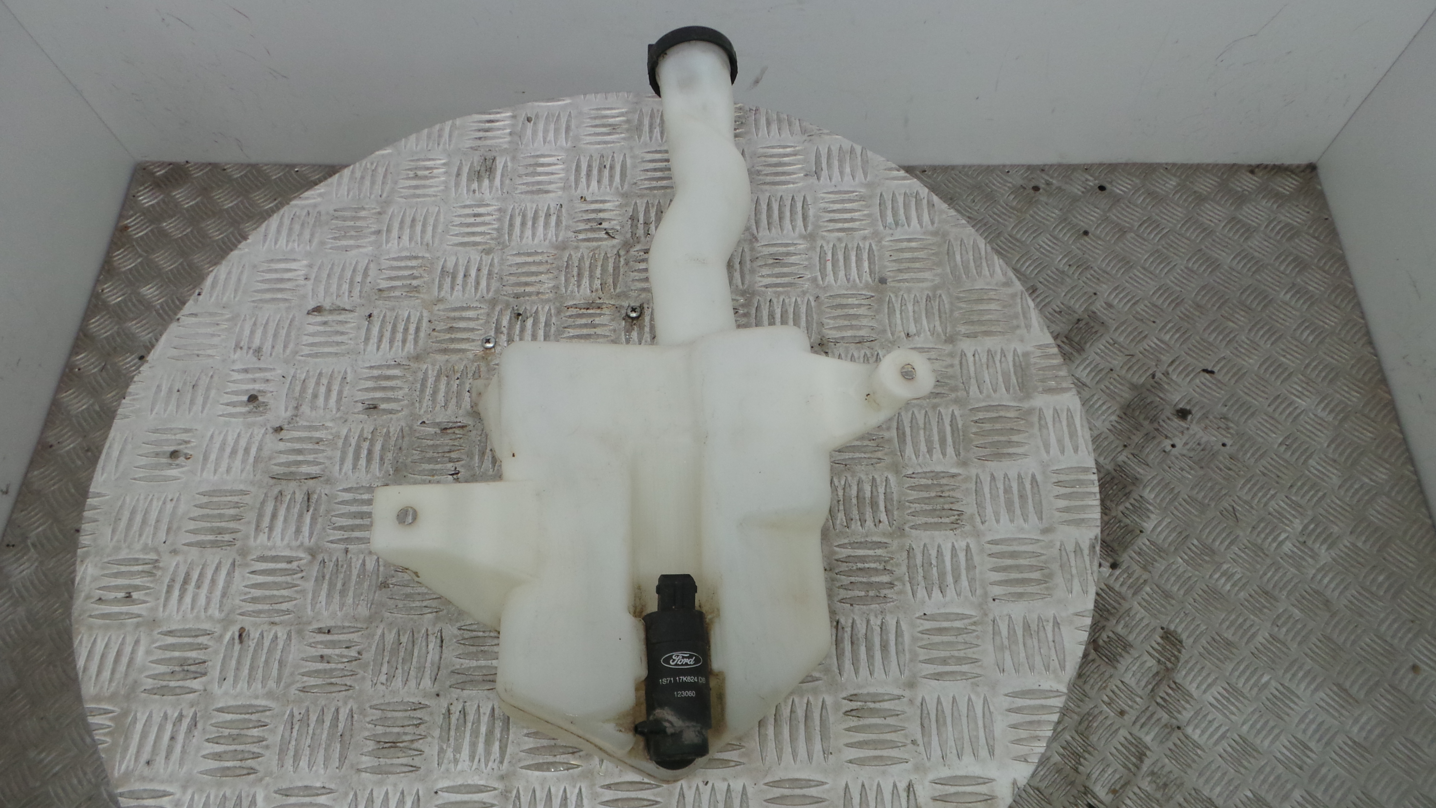 Deposito Reservatório Limpa Vidros Para Brisas 1S71-17618-AD - FORD MONDEO III (B5Y)-33639362