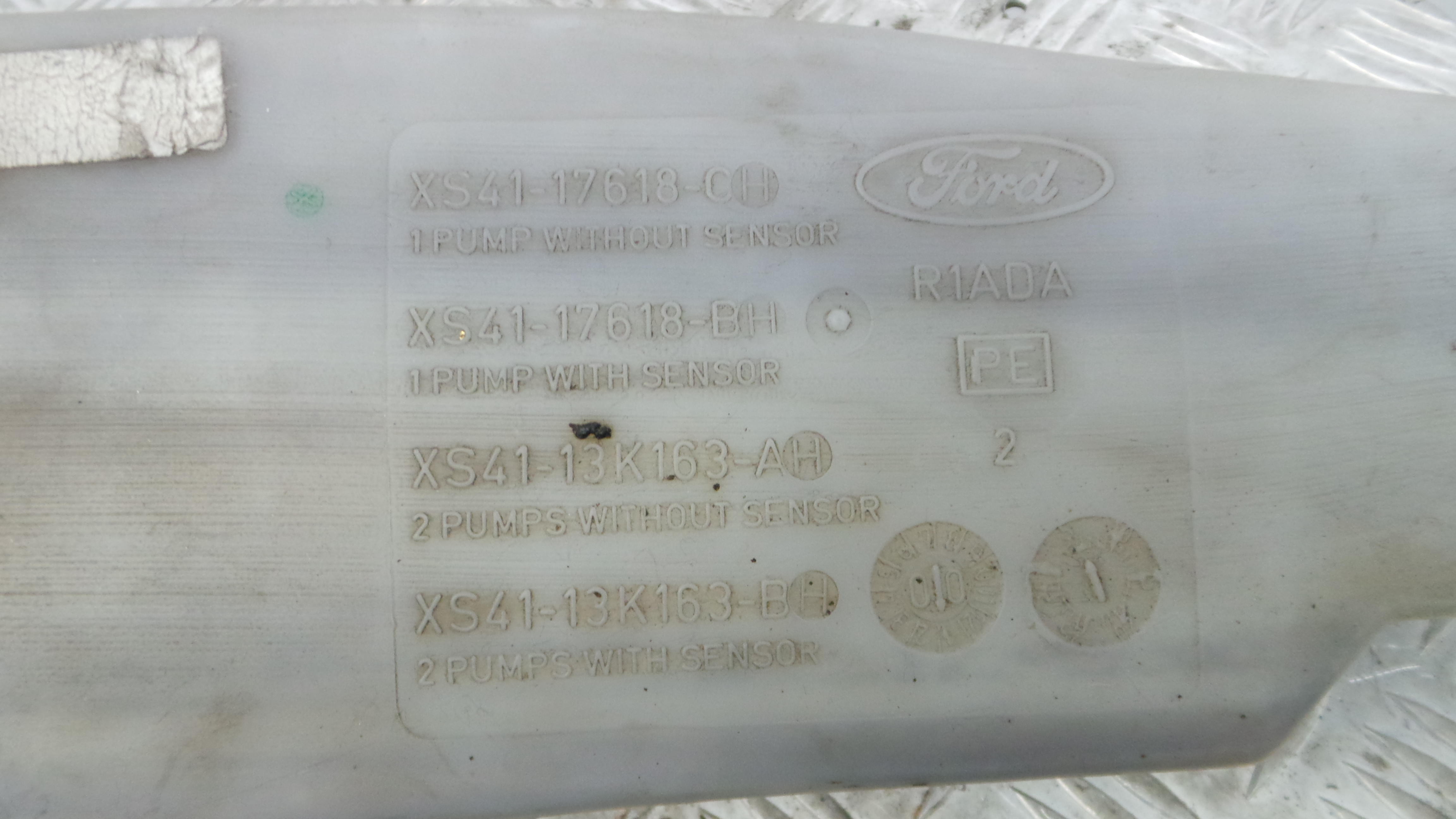 Deposito Reservatório Limpa Vidros Para Brisas XS41-17618-CH - FORD FOCUS I (DAW, DBW)-33639379