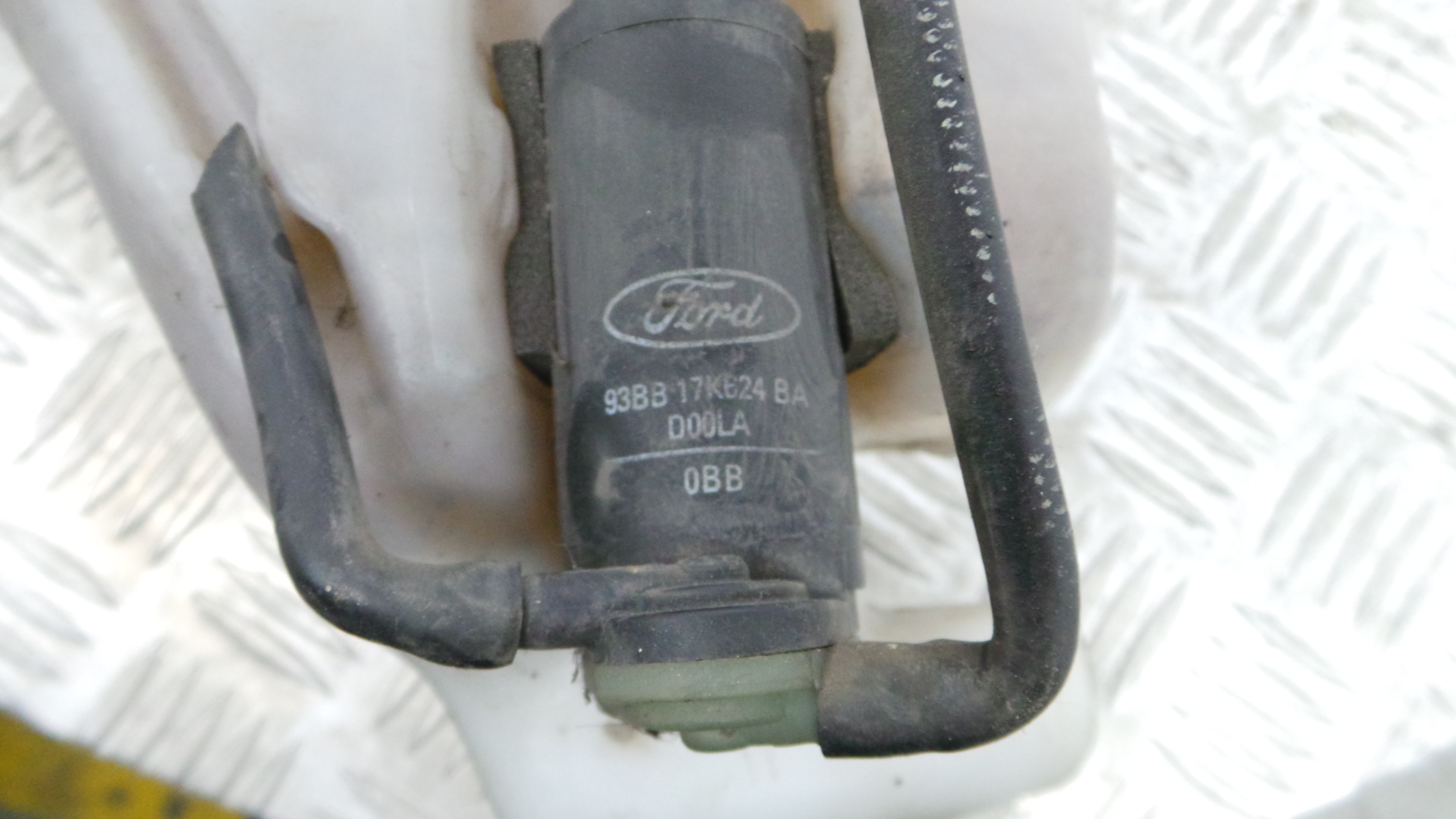 Deposito Reservatório Limpa Vidros Para Brisas XS41-17618-CH - FORD FOCUS I (DAW, DBW)-33639379