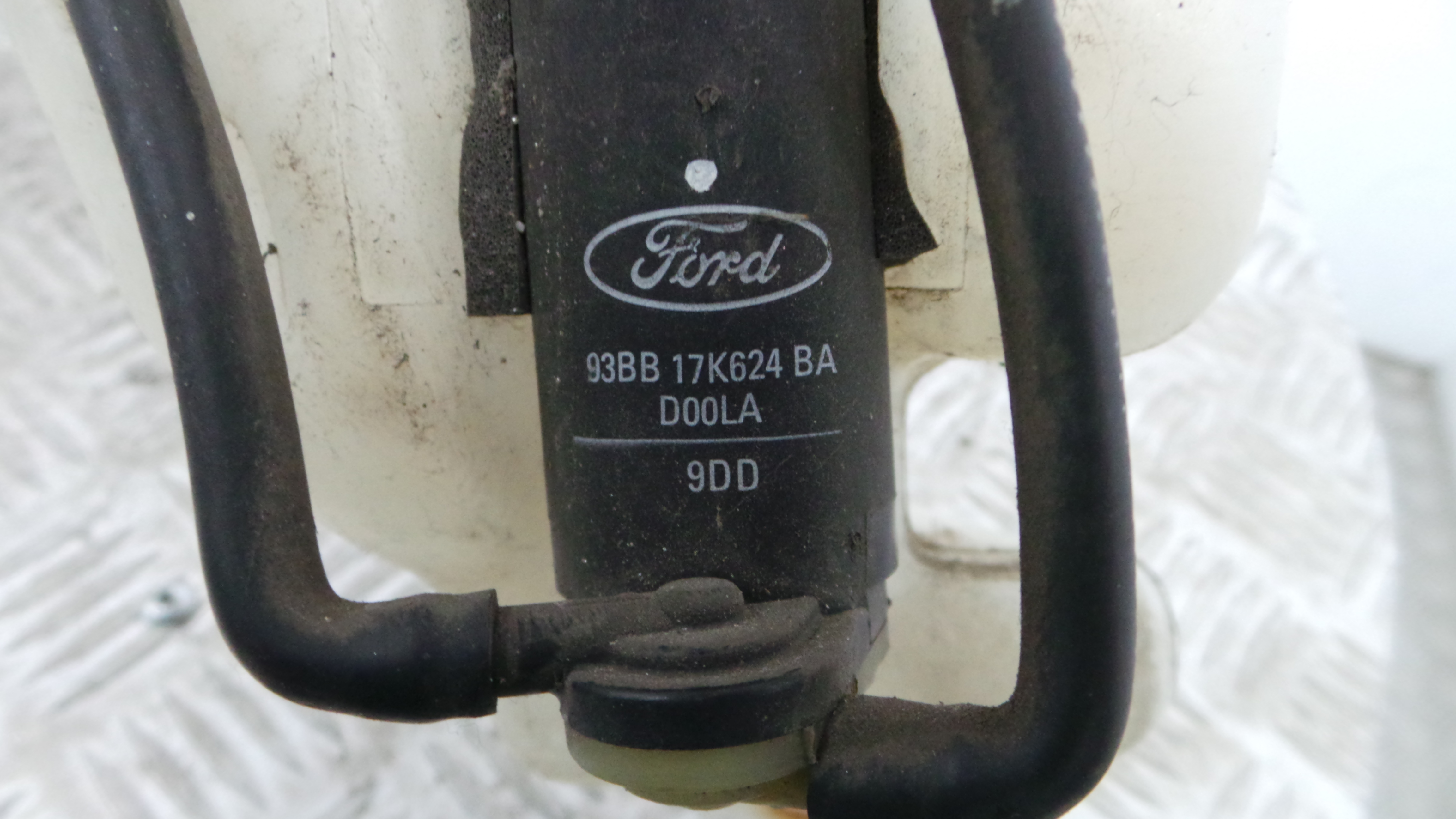 Deposito Reservatório Limpa Vidros Para Brisas XS41-17618-CH - FORD FOCUS I (DAW, DBW)-33639409