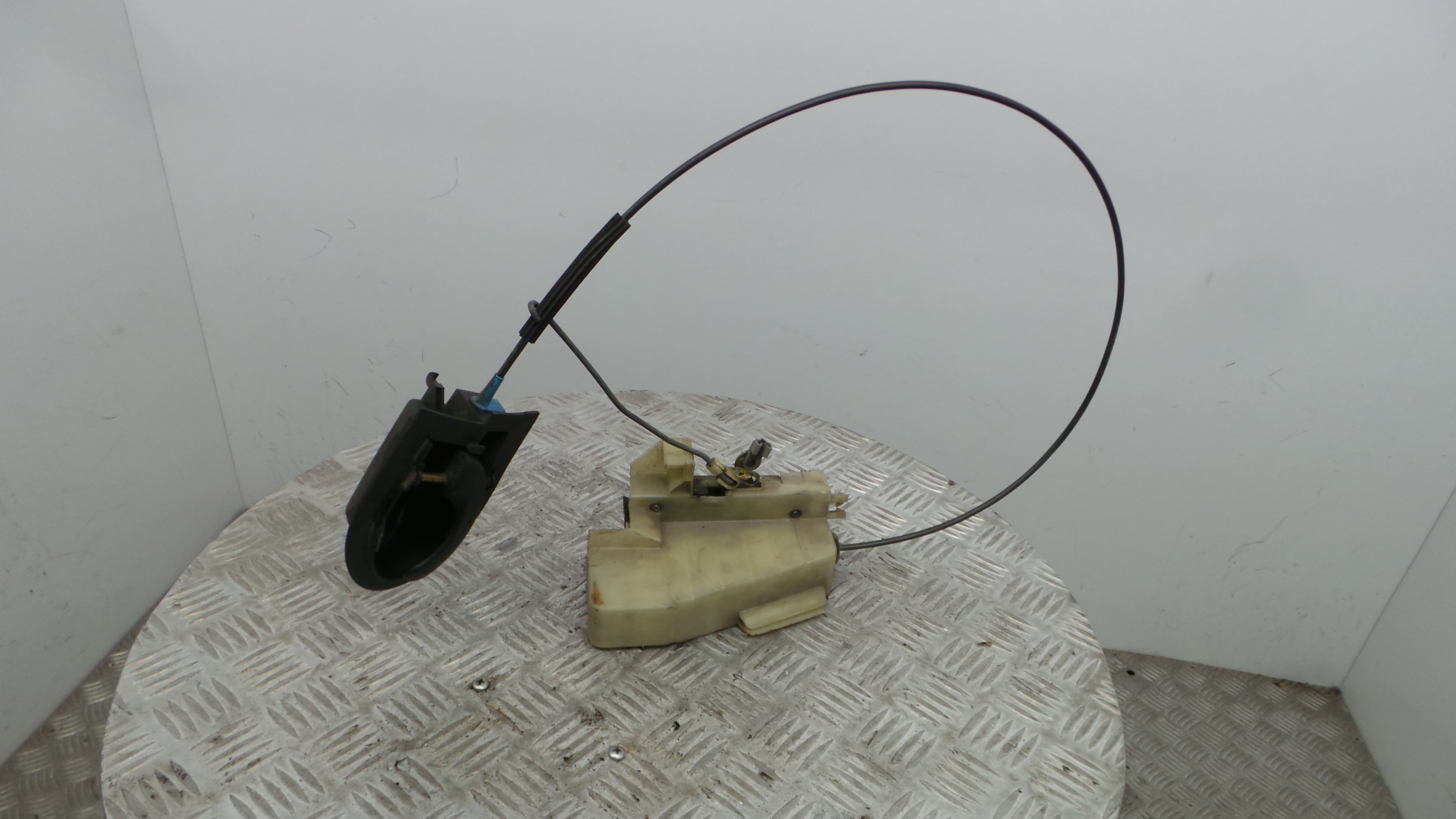 Fecho da Porta Frente Dto 96FG-B219A64-CD - FORD FIESTA IV (JA_, JB_), FIESTA Mk IV (JA_, JB_)-33639504