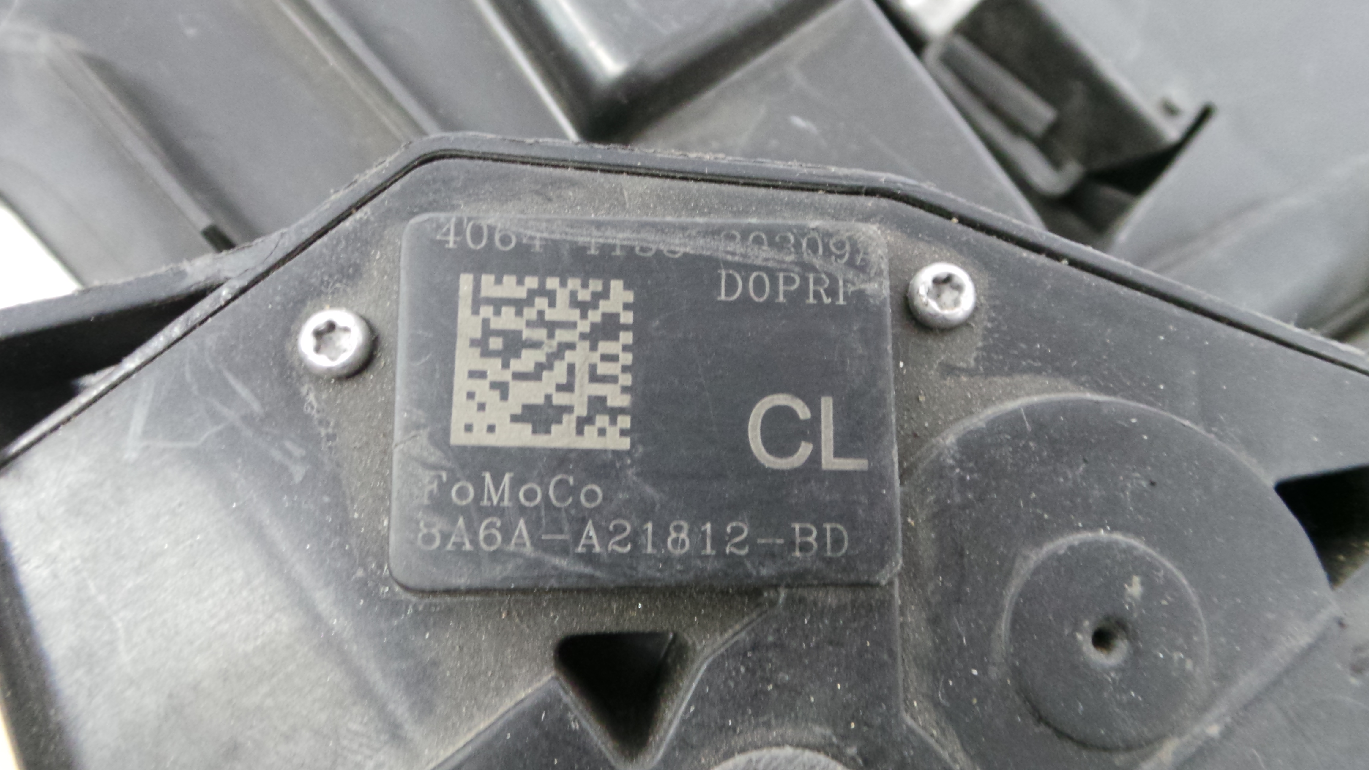 Fecho da Porta Frente Dto 8A6A-A21812-BD - FORD FIESTA VI (CB1, CCN)-33639520