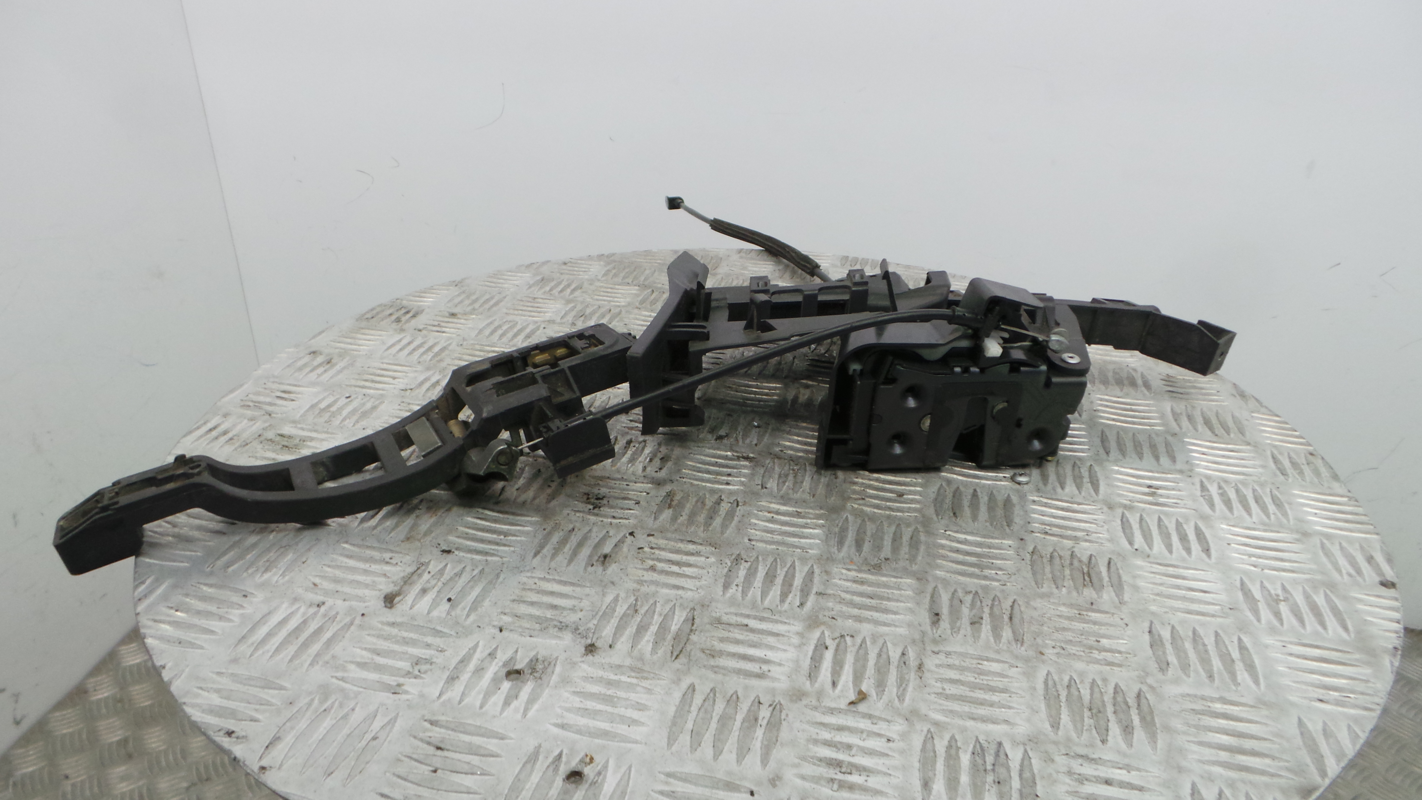 Fecho da Porta Trás Dto 3M5A-R26412-BN - FORD FOCUS C-MAX (DM2)-33639527 Fecho da Porta Trás Dto 3M5A-R26412-BN - FORD FOCUS C-MAX (DM2)-33639527