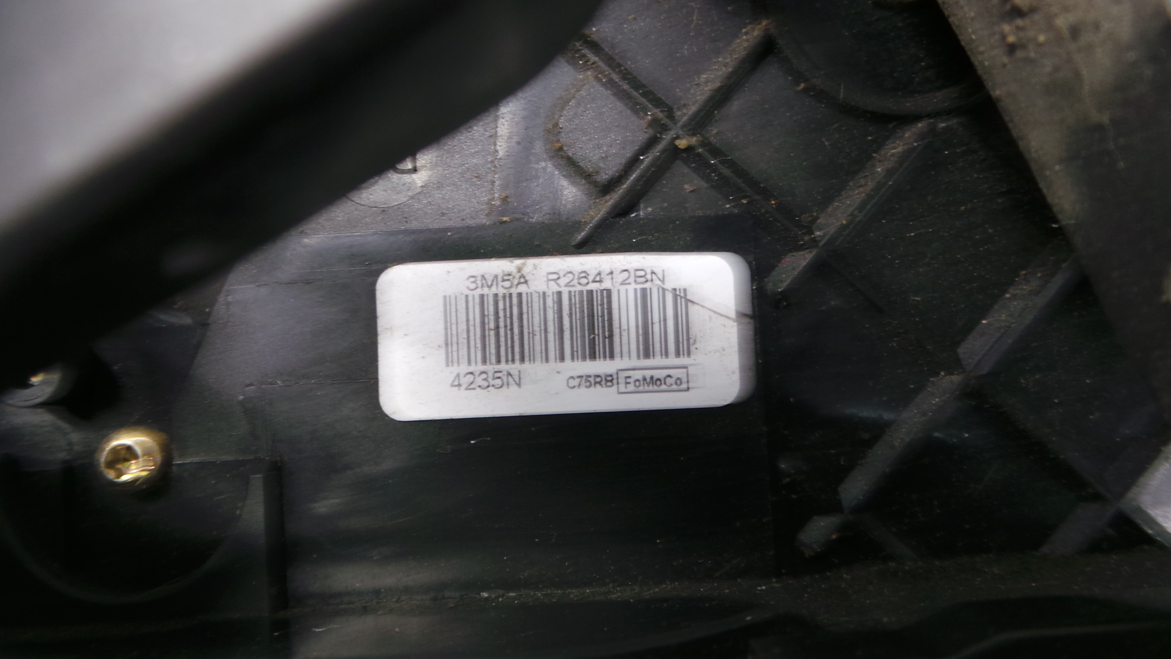 Fecho da Porta Trás Dto 3M5A-R26412-BN - FORD FOCUS C-MAX (DM2)-33639527