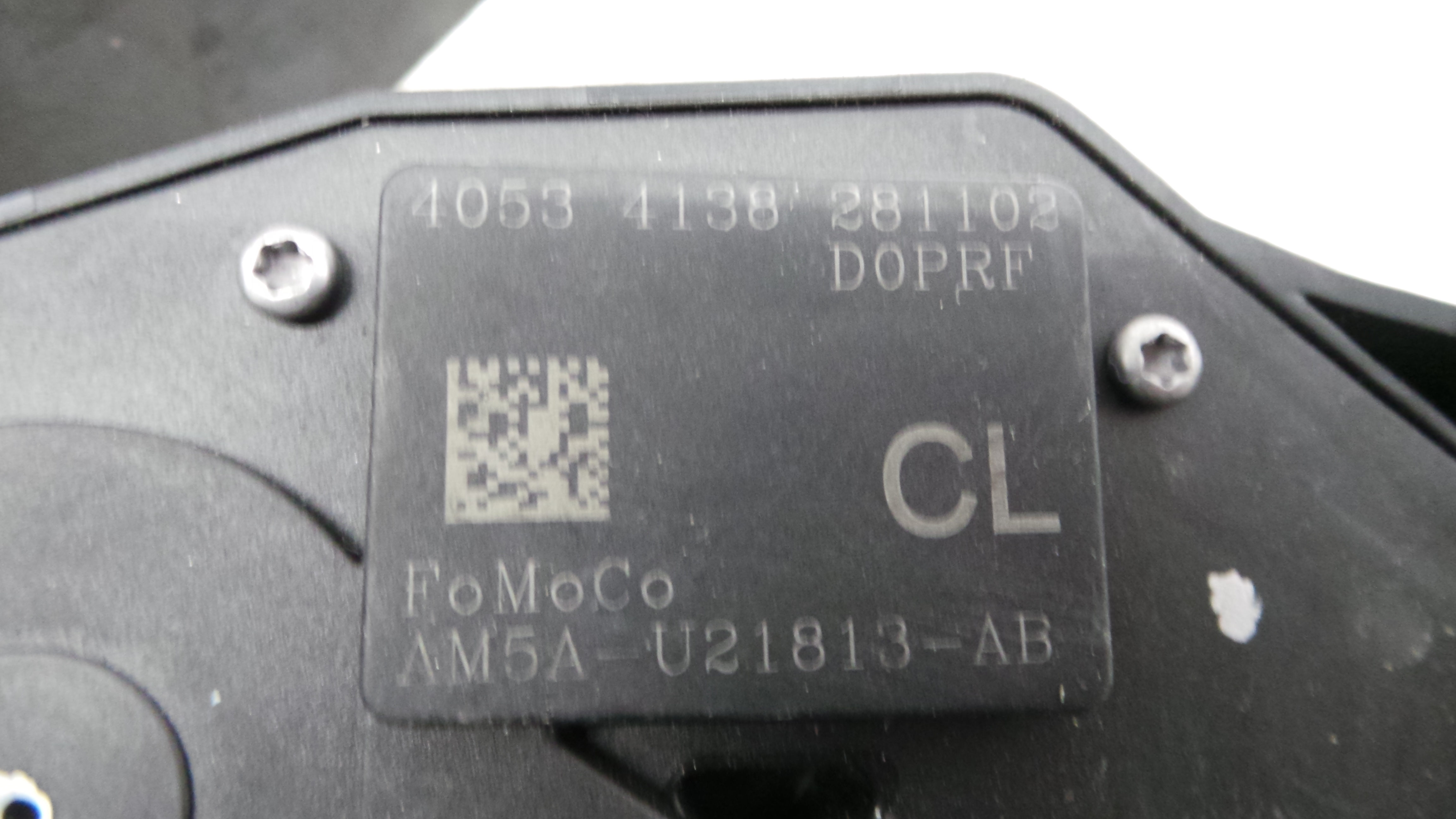 Fecho da Porta Frente Esq AM5A-U21813-AB - FORD C-MAX II (DXA/CB7, DXA/CEU)-33639533