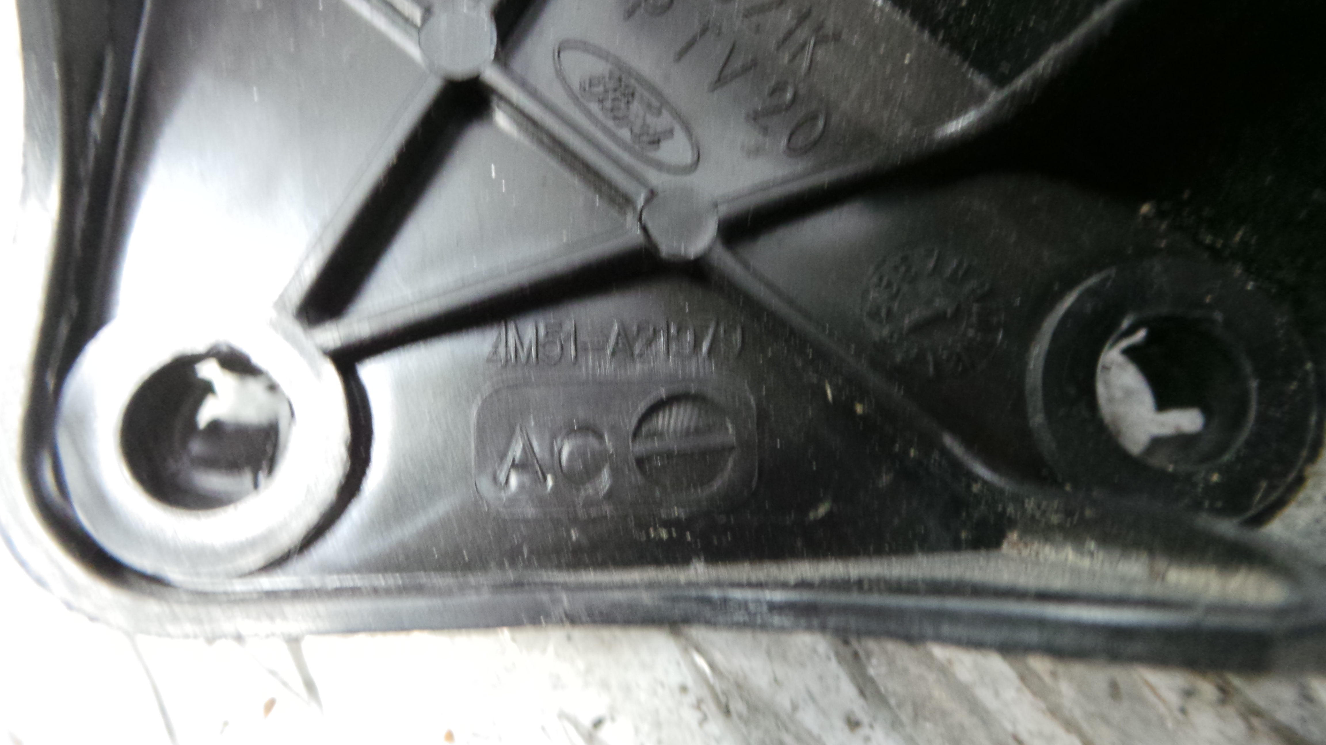 Fecho da Porta Frente Esq 3M5A-R21813-ET - FORD FOCUS II (DA_, HCP, DP)-33639542