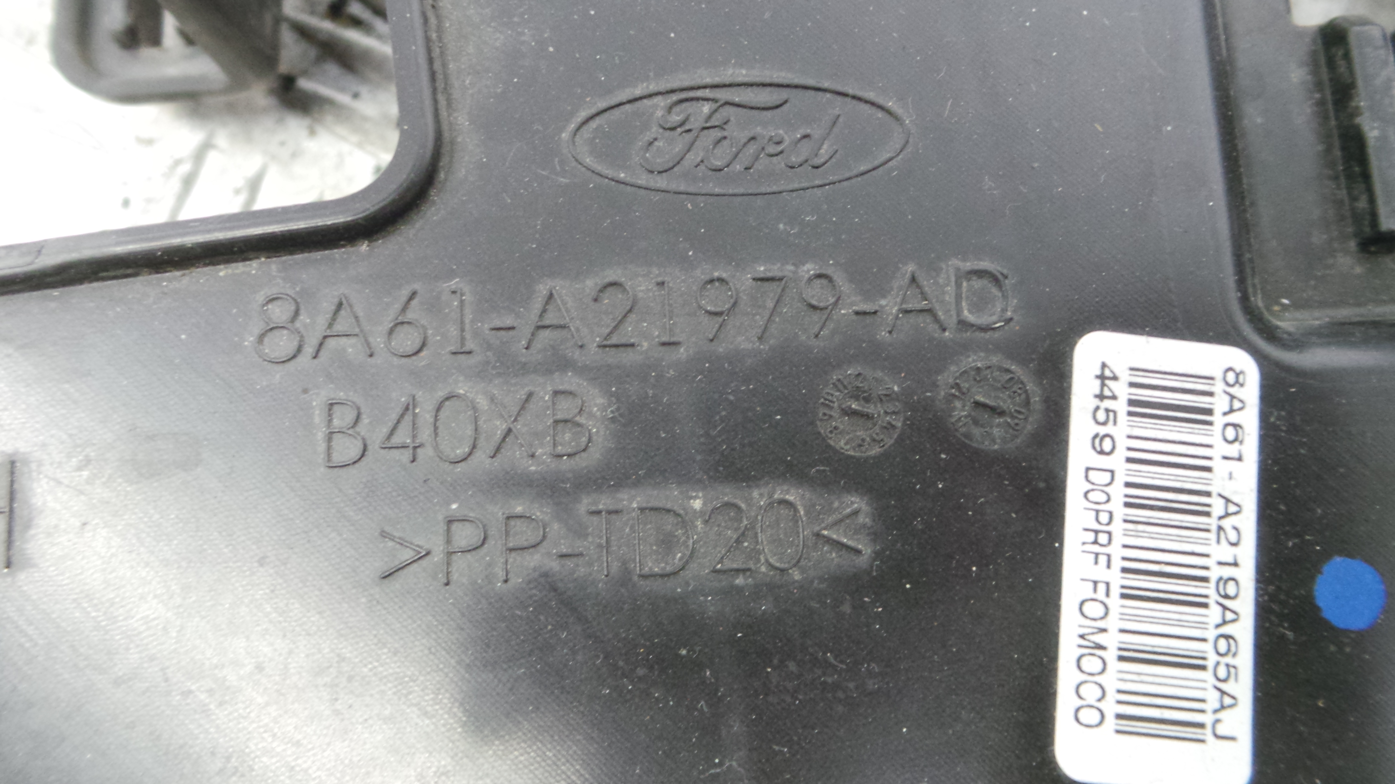 Fecho da Porta Frente Esq 8A6A-A21813-AE - FORD FIESTA VI (CB1, CCN)-33639554